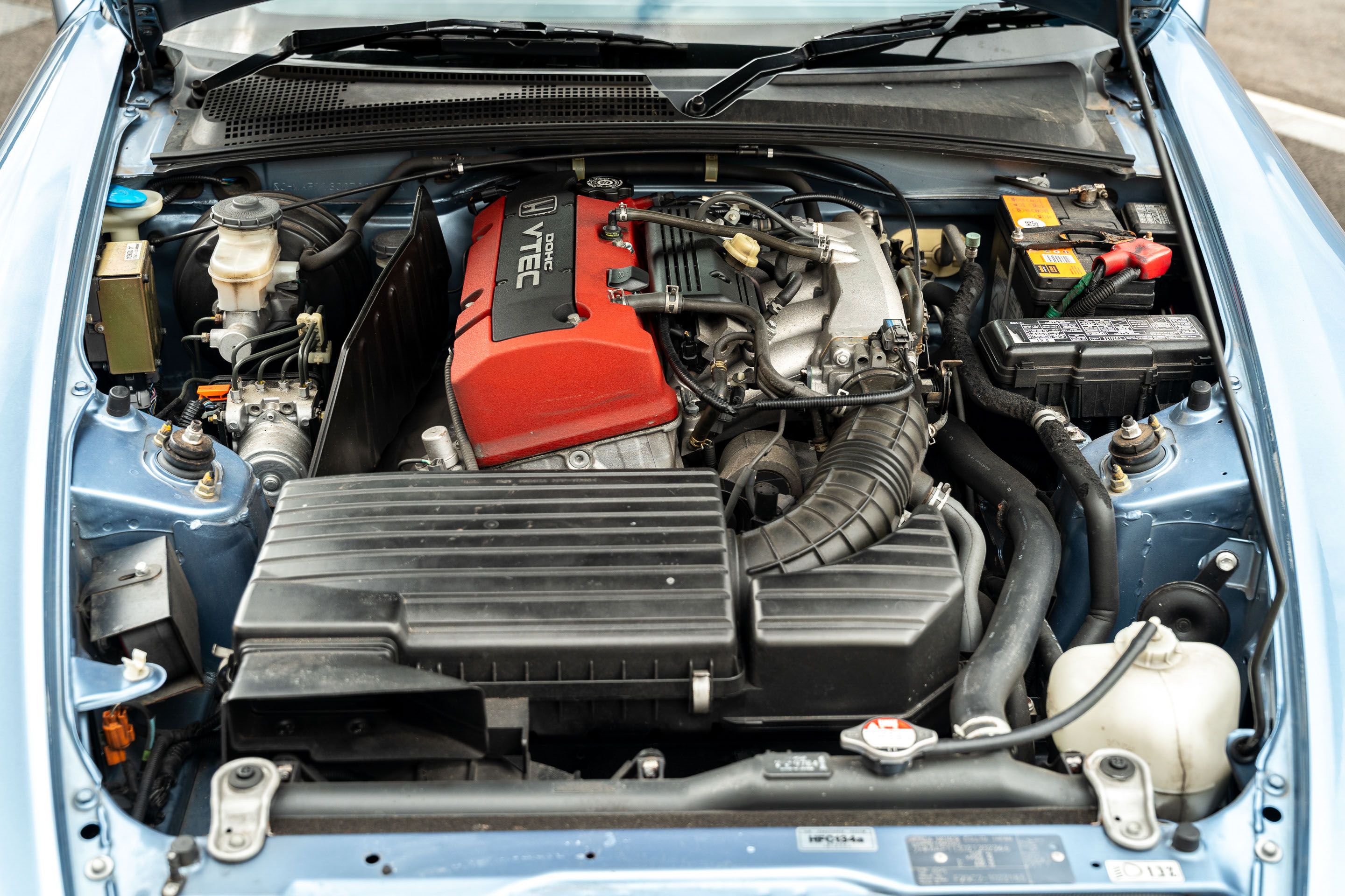 Photo 9 of 12 of 2002 Honda S2000 GT