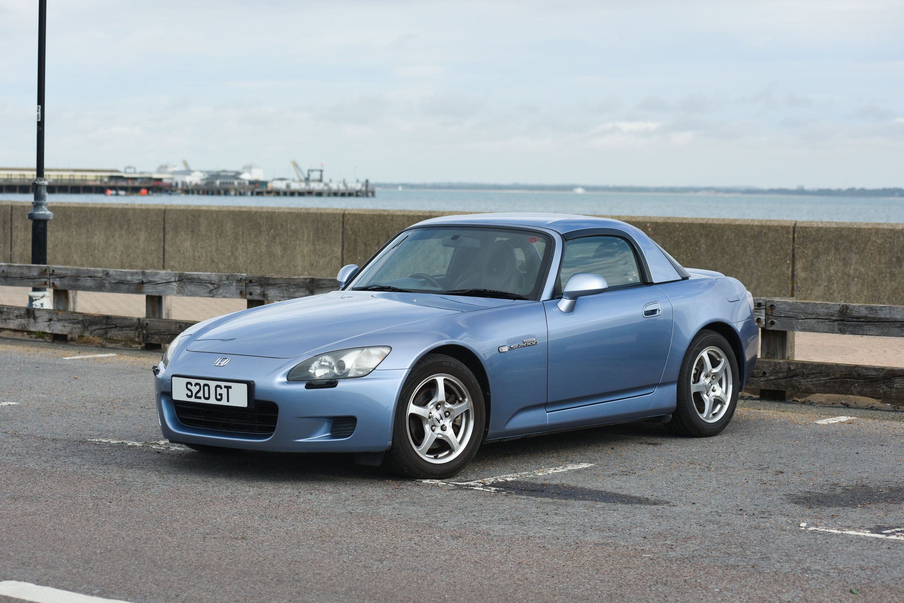 Photo 2 of 12 of 2002 Honda S2000 GT