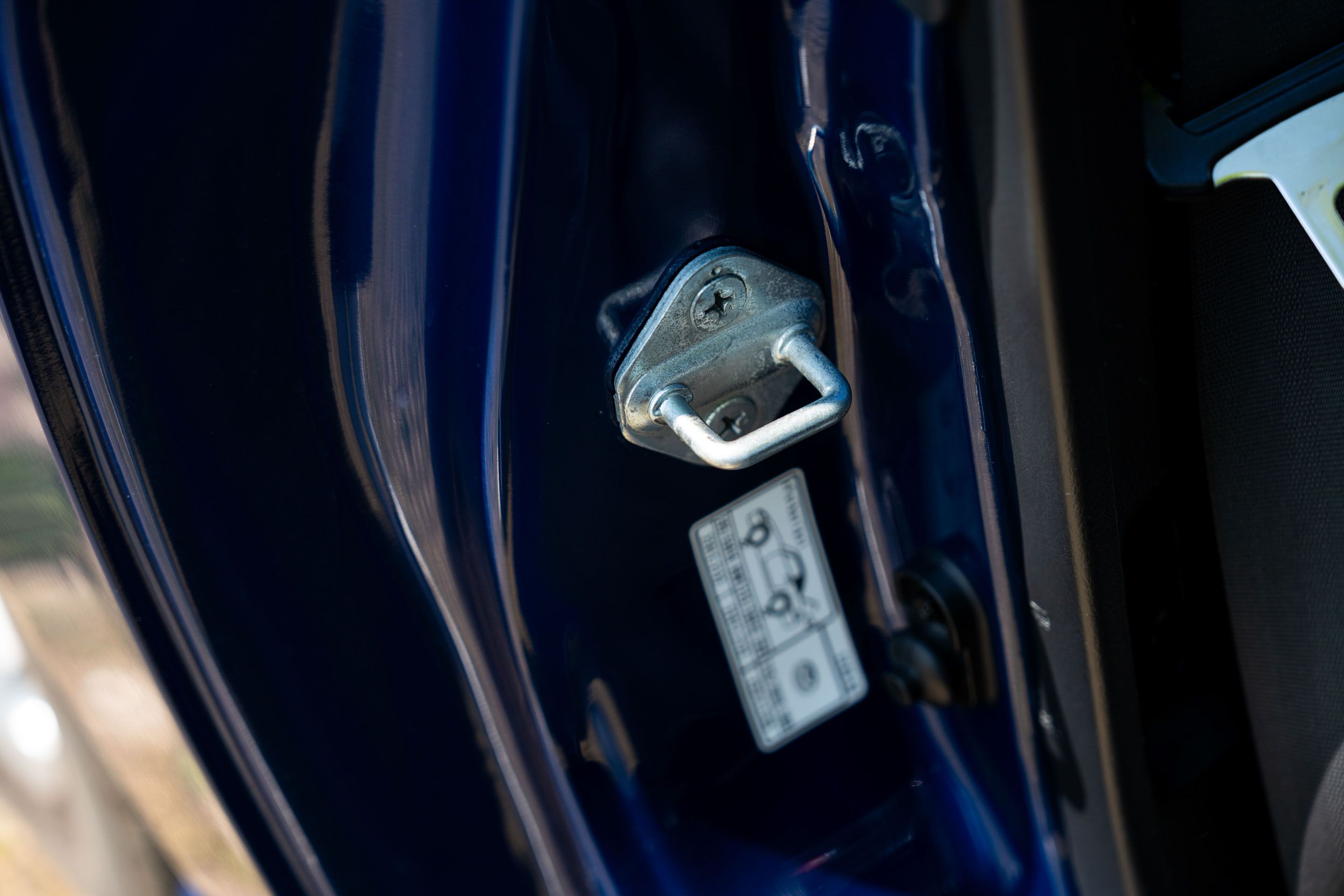 Photo 8 of 12 of 2002 Honda S2000