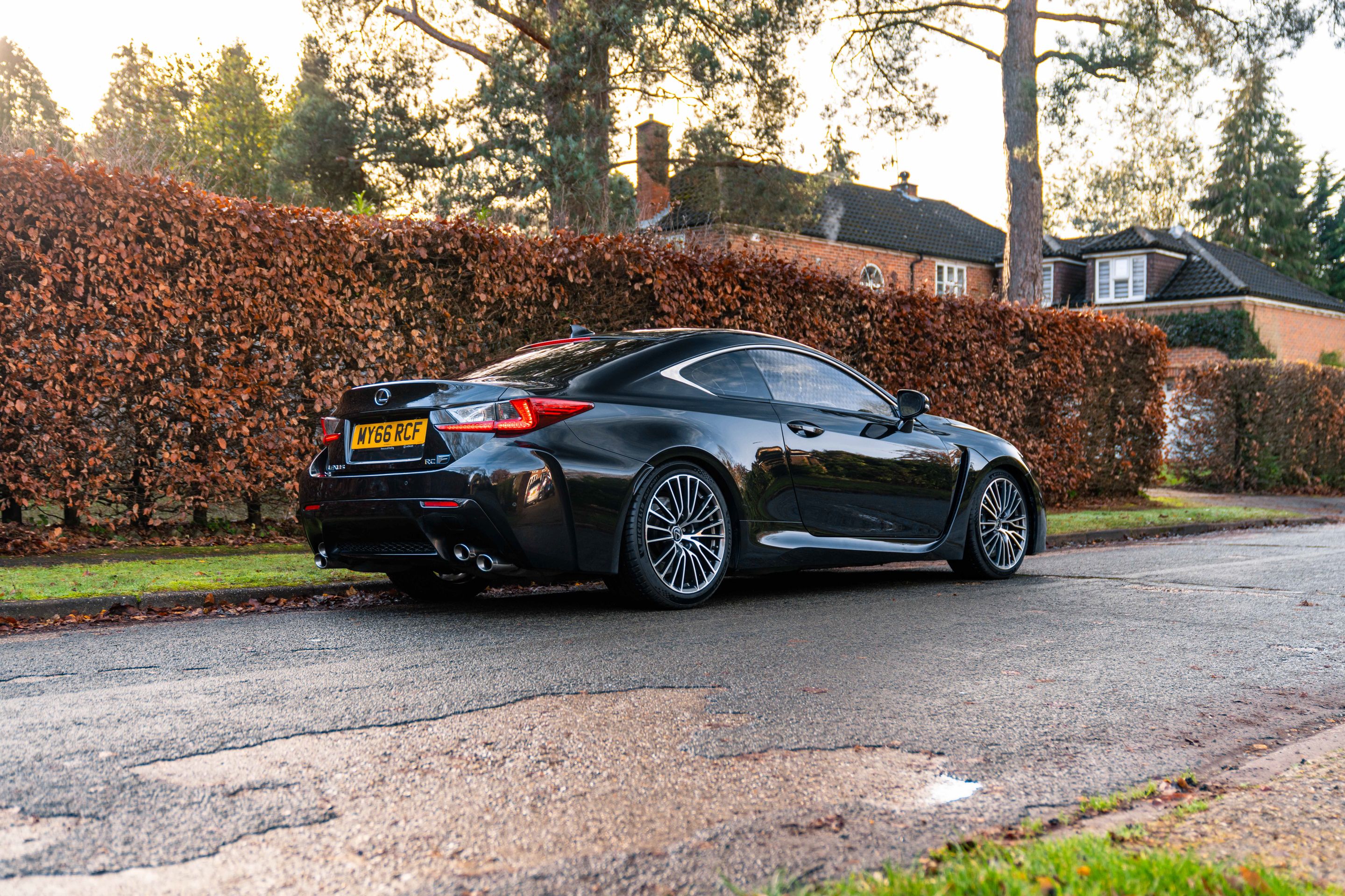 Photo 2 of 12 of 2017 Lexus RCF 500