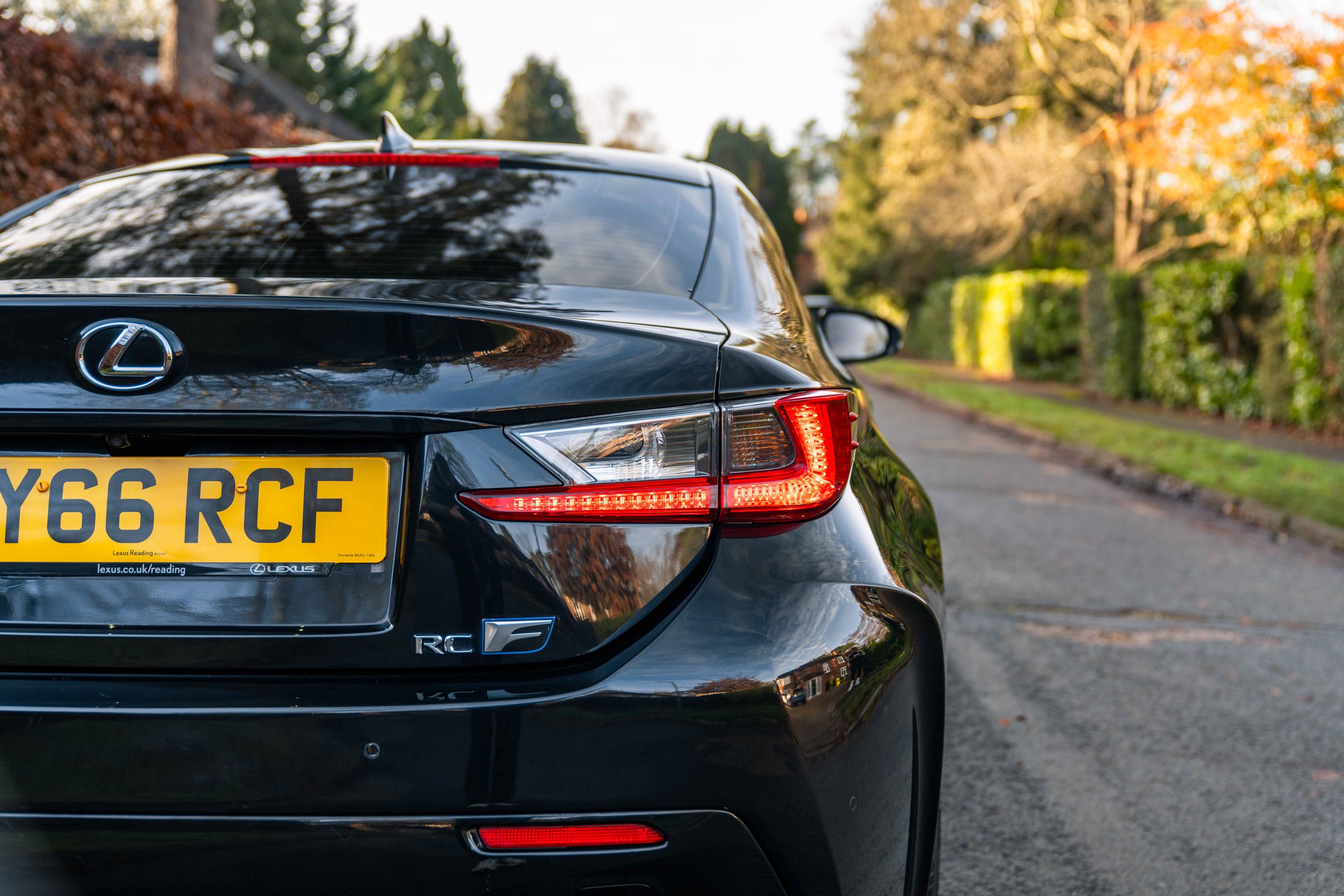 Photo 4 of 12 of 2017 Lexus RCF 500