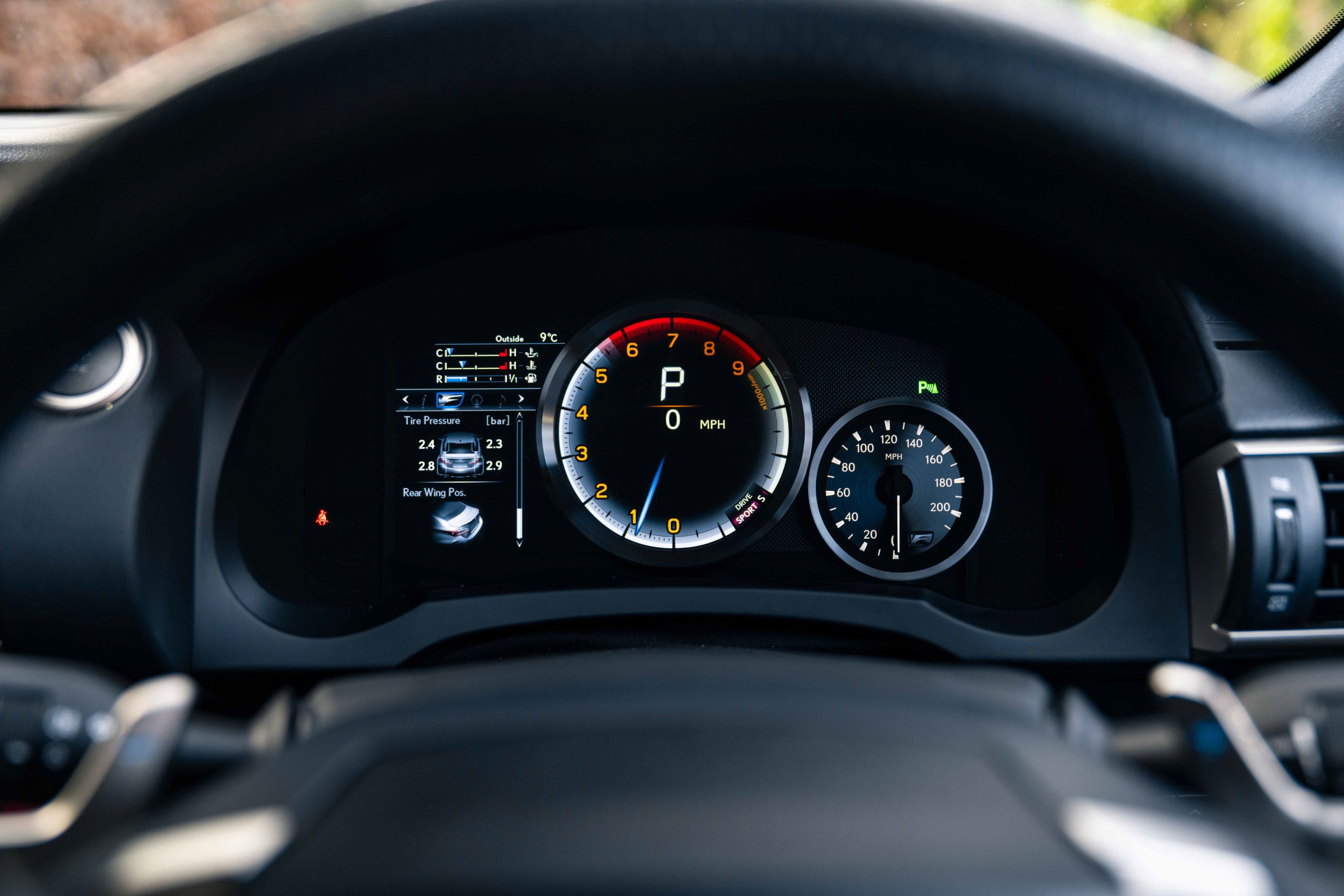 Photo 6 of 12 of 2017 Lexus RCF 500