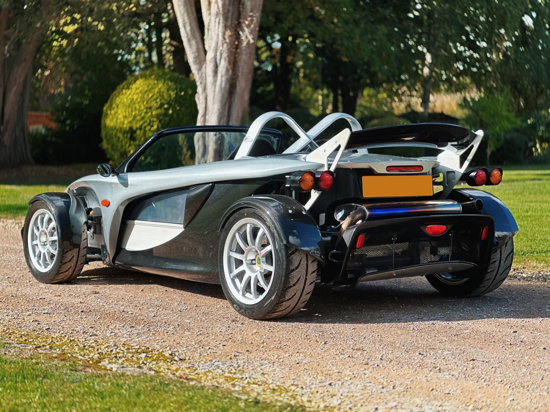 lotus-340r-16v-S4627673-2.jpg