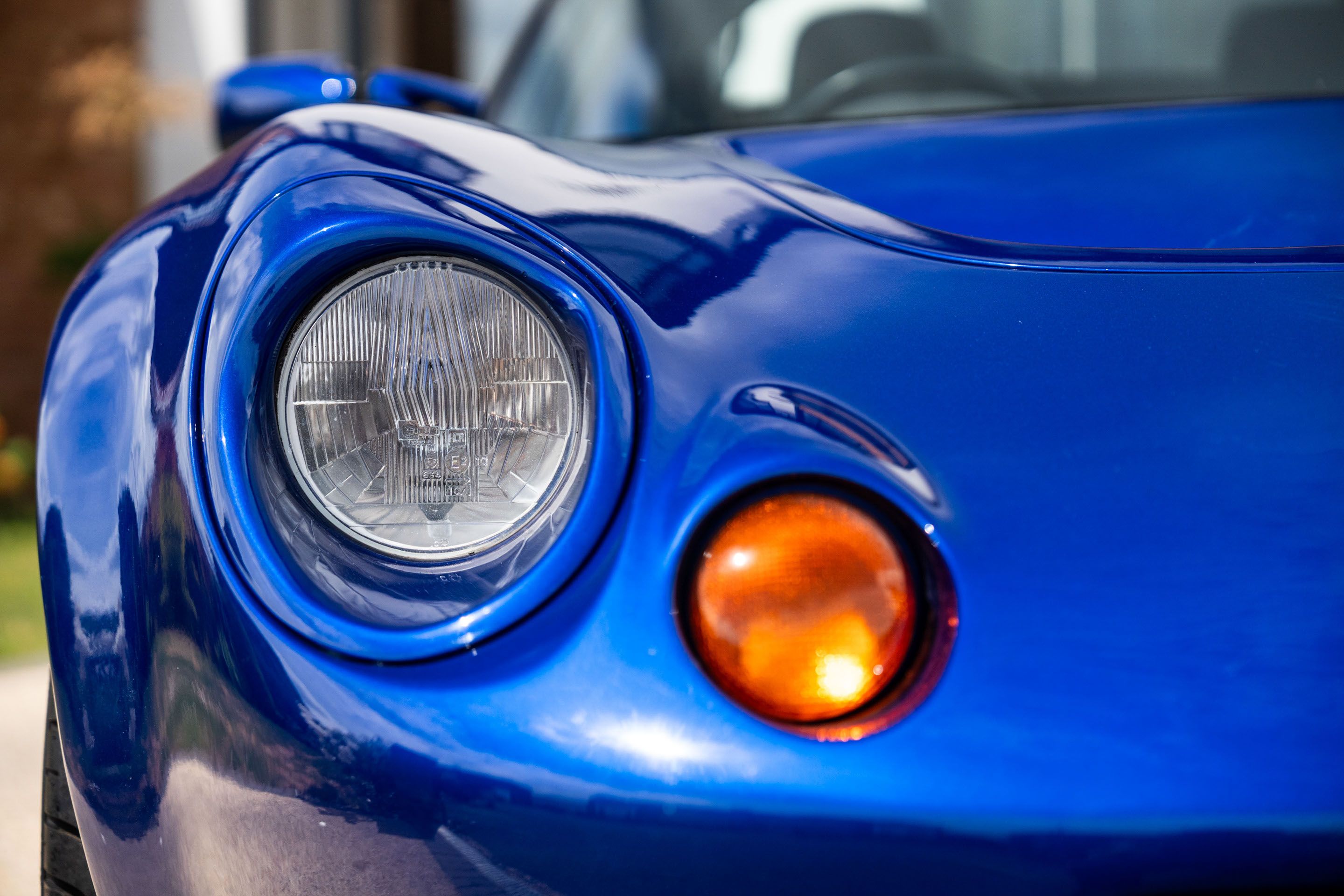 Photo 3 of 12 of 2000 Lotus Elise S1