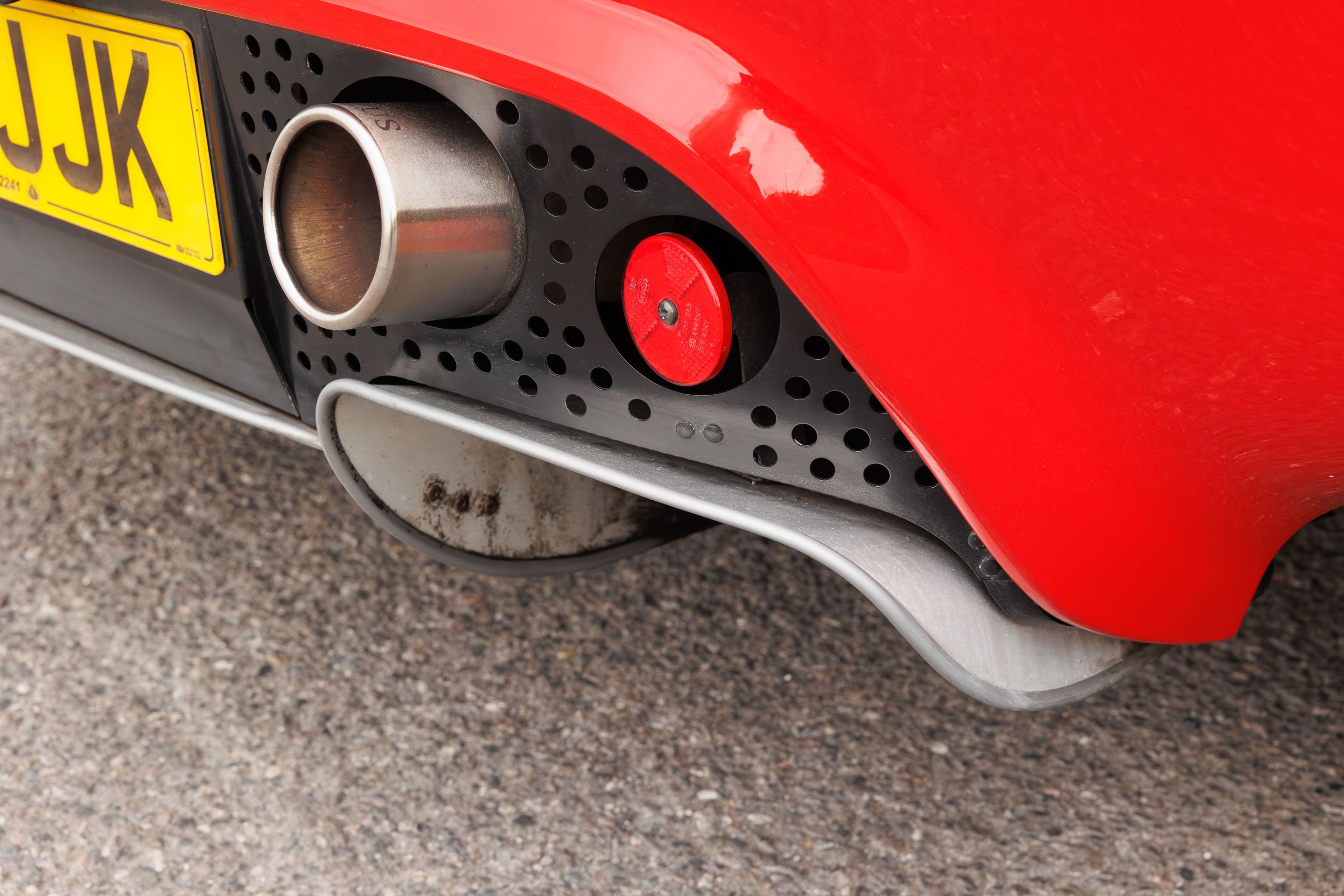 Photo 6 of 12 of 2004 Lotus Elise S2 111S