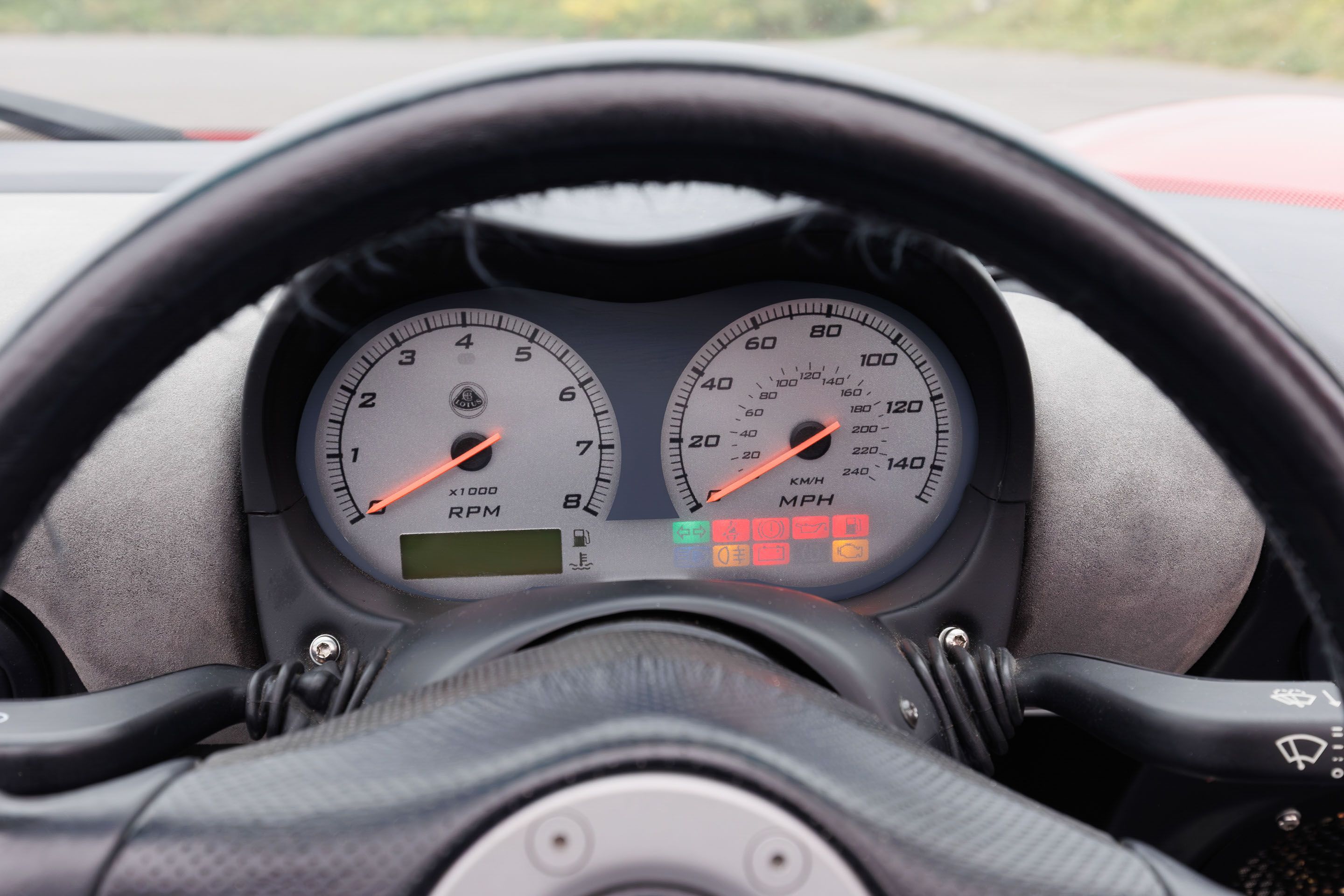 Photo 7 of 12 of 2004 Lotus Elise S2 111S
