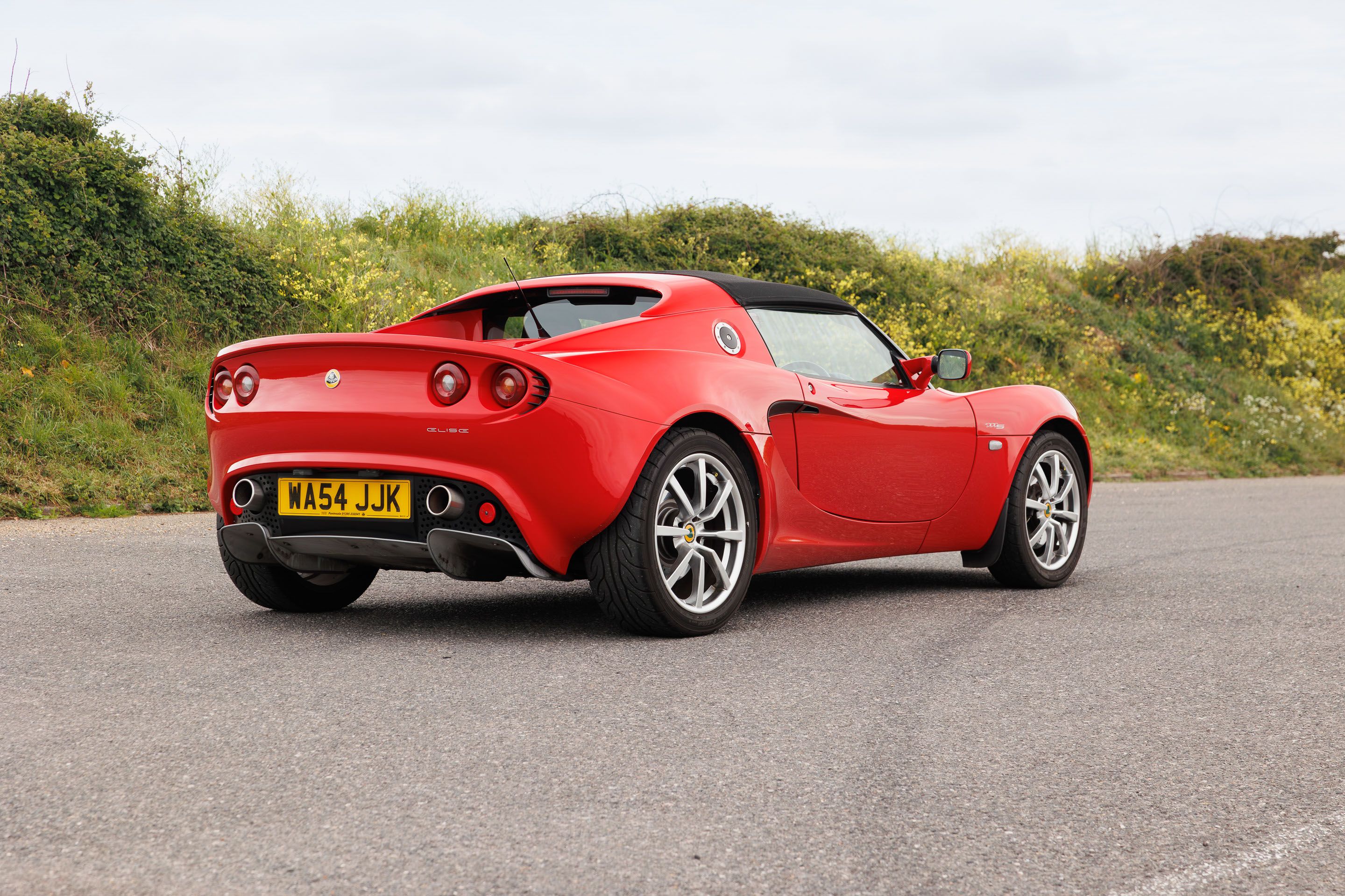 Photo 3 of 12 of 2004 Lotus Elise S2 111S