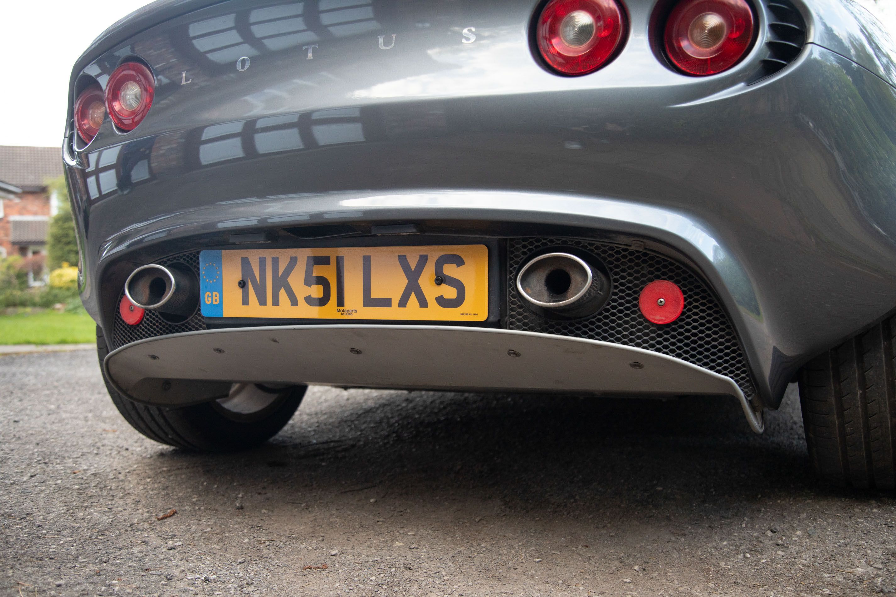 Photo 4 of 12 of 2001 Lotus Elise S2