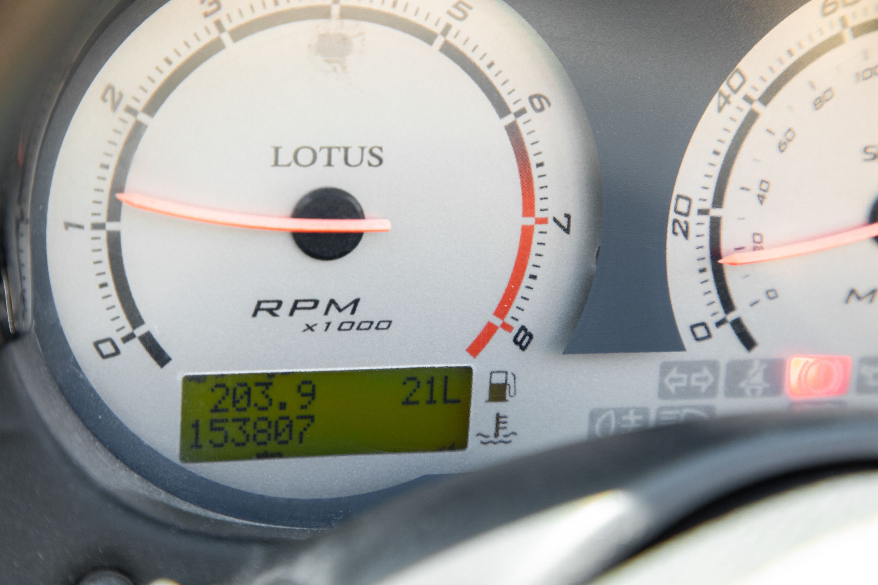 Photo 7 of 12 of 2002 Lotus Elise S2 Supercharged