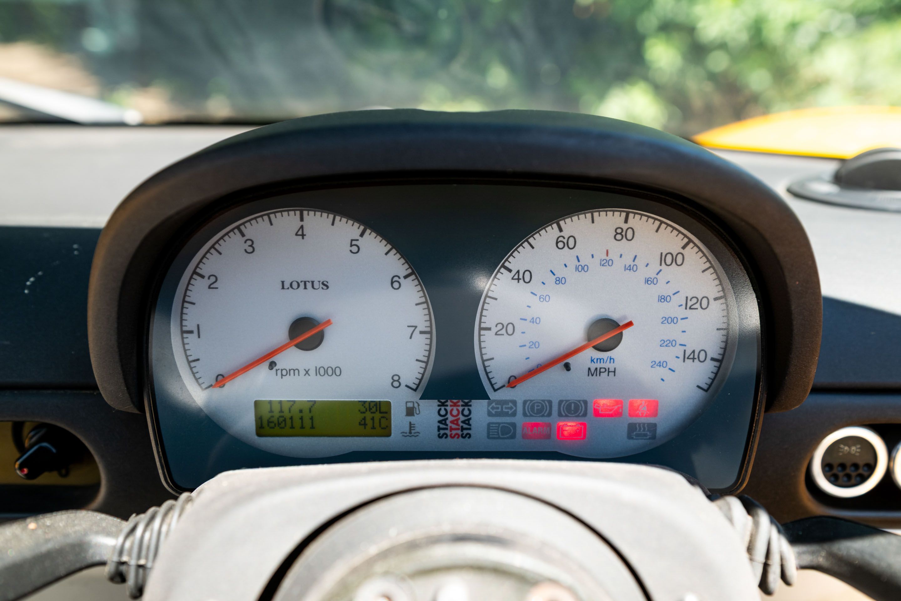 Photo 6 of 12 of 1999 Lotus Elise Series 1 - One Owner