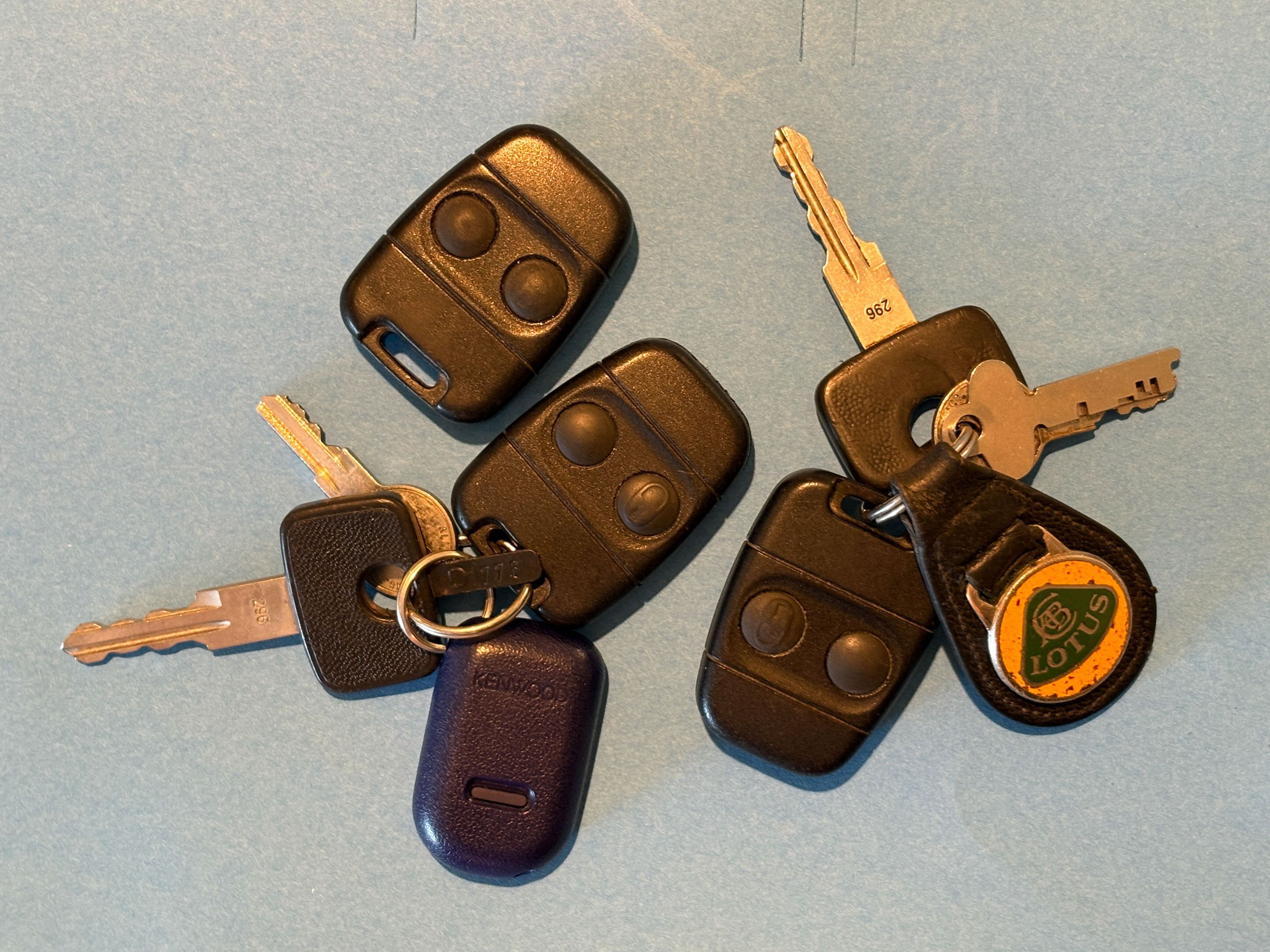 Photo 12 of 12 of 1999 Lotus Elise Series 1 - One Owner