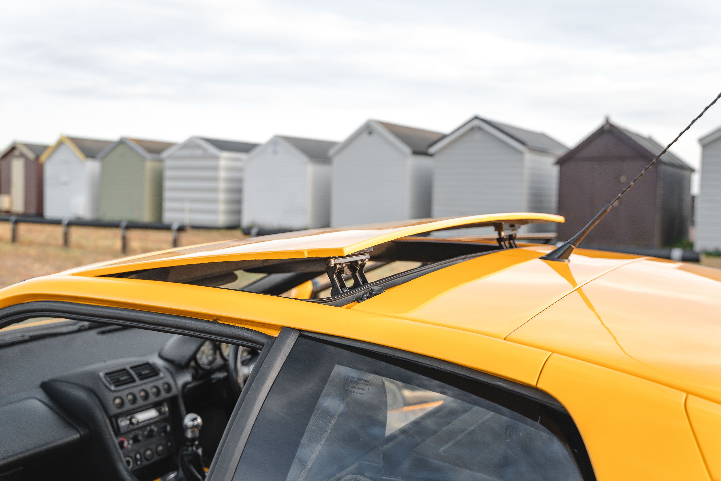 Photo 8 of 12 of 2001 Lotus Esprit Turbo