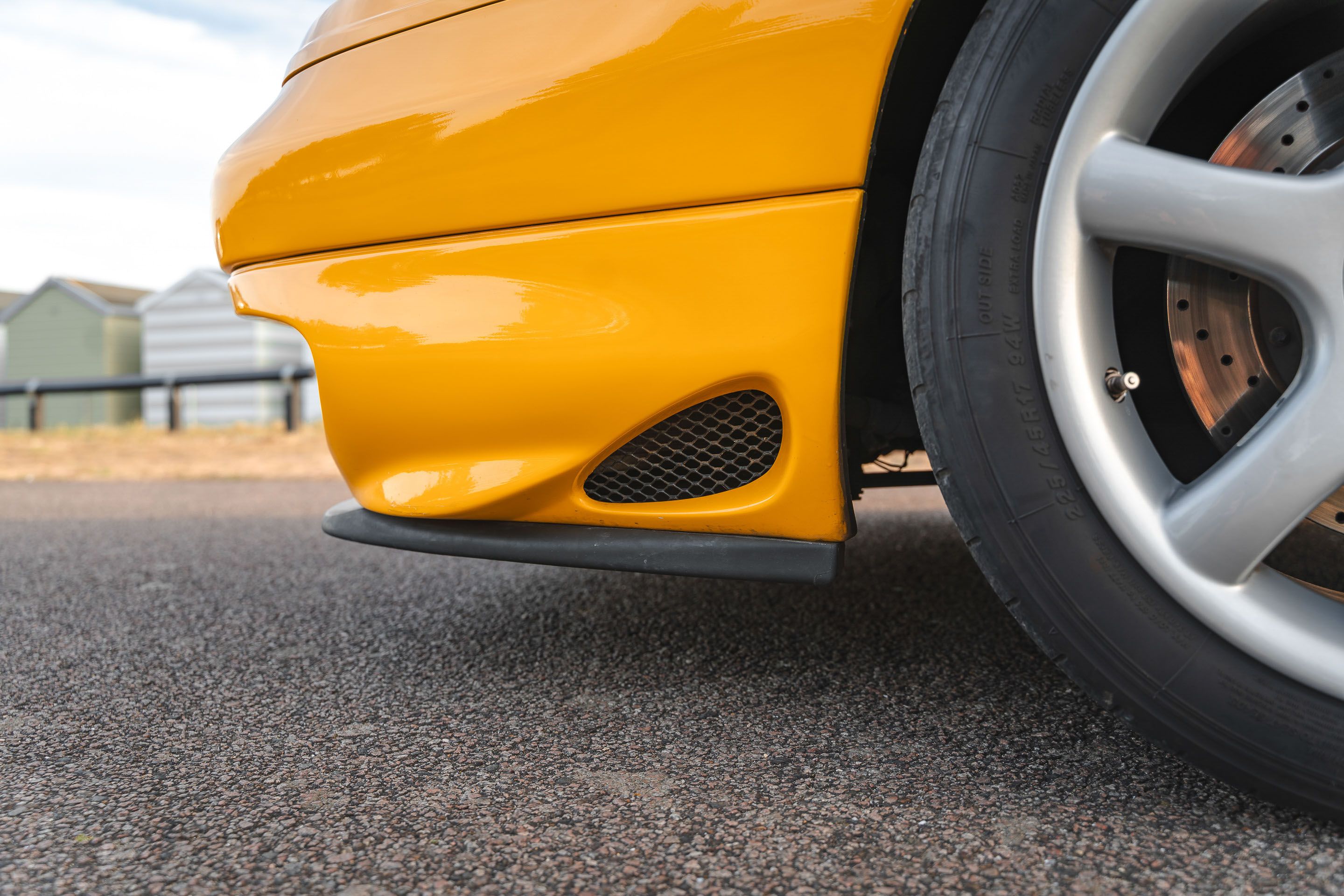 Photo 3 of 12 of 2001 Lotus Esprit Turbo