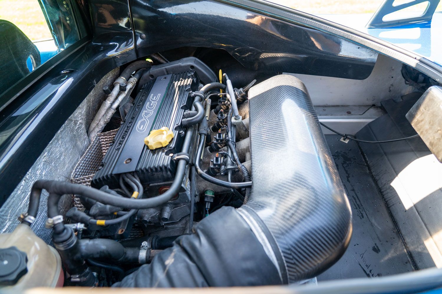 Photo 10 of 12 of 2001 Lotus Exige S1