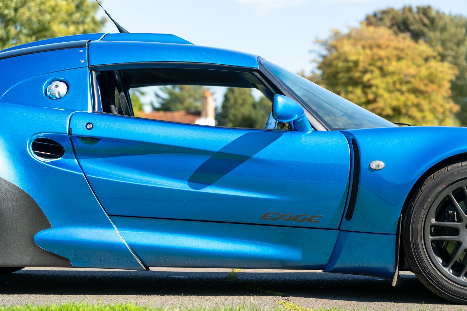 Photo 4 of 12 of 2001 Lotus Exige S1