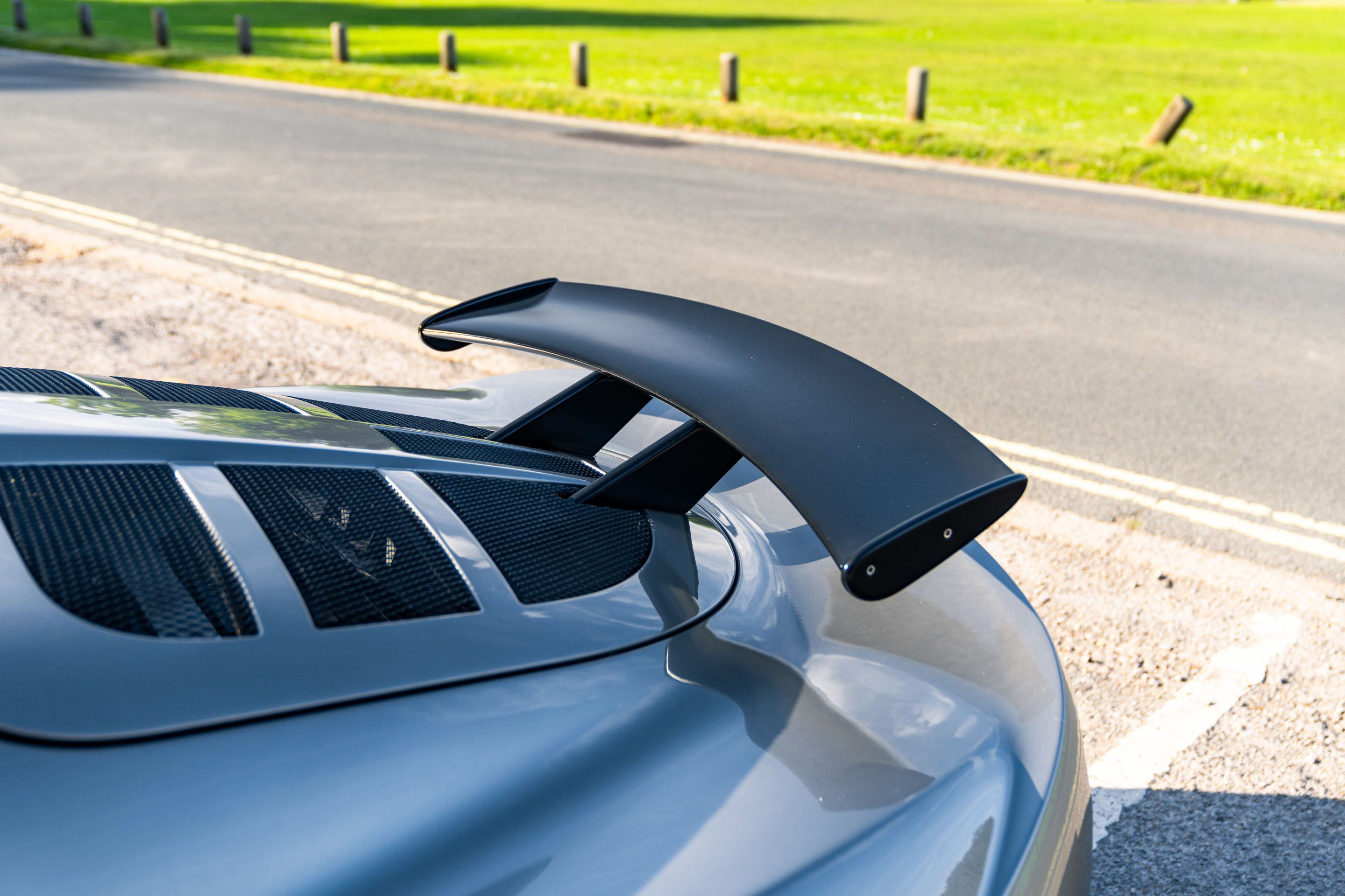 Photo 3 of 12 of 2005 Lotus Exige S2