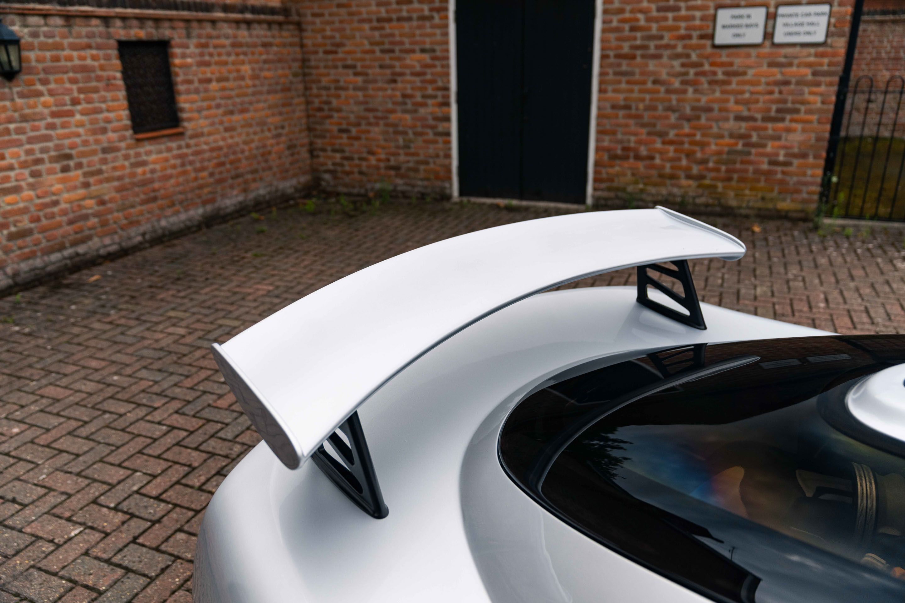 Photo 4 of 12 of 2001 Lotus Exige S1 under 5,000 miles