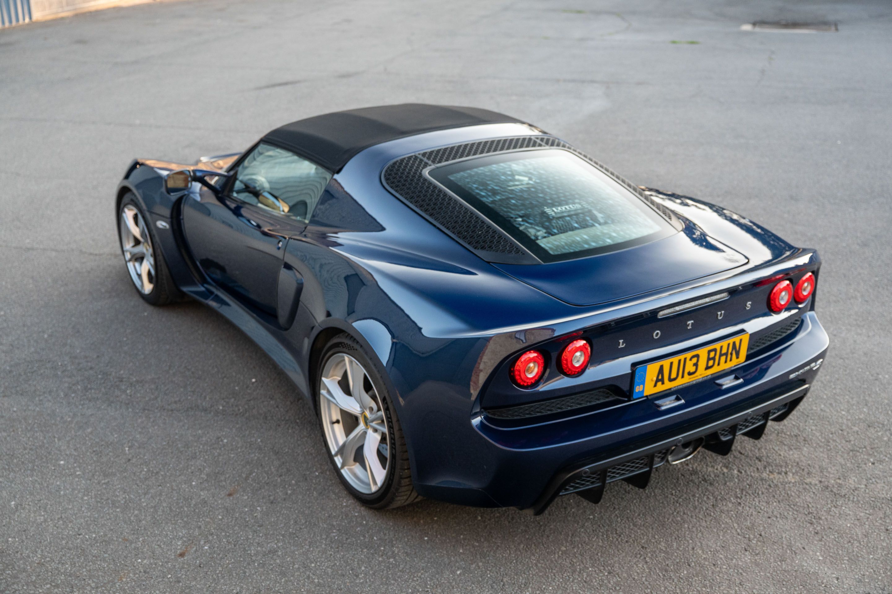 Photo 2 of 12 of 2013 Lotus Exige V6 Roadster