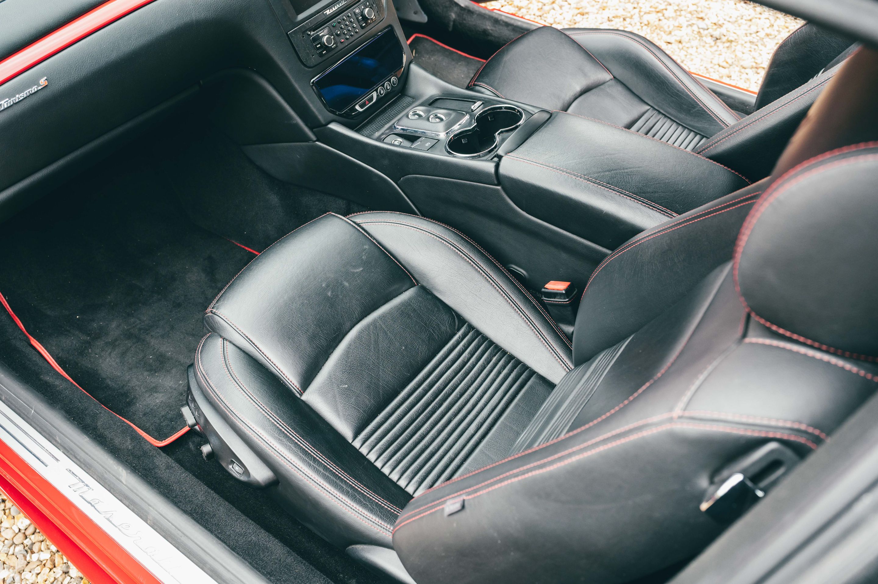 Photo 8 of 12 of 2010 Maserati GranTurismo S (M145) MC Shift