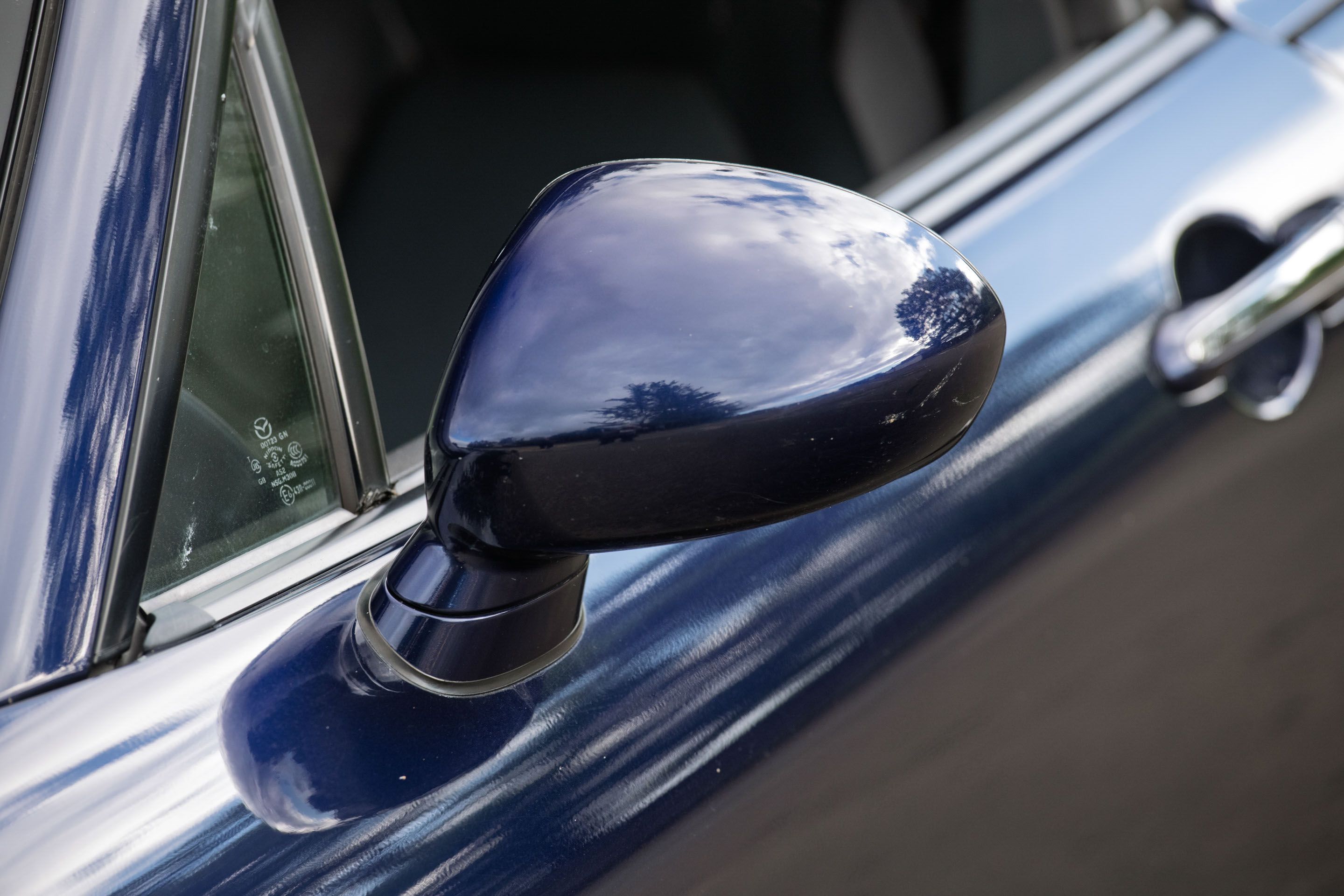 Photo 4 of 12 of 2011 Mazda MX-5 Sport Tech PRHT (NC) BBR Super 200