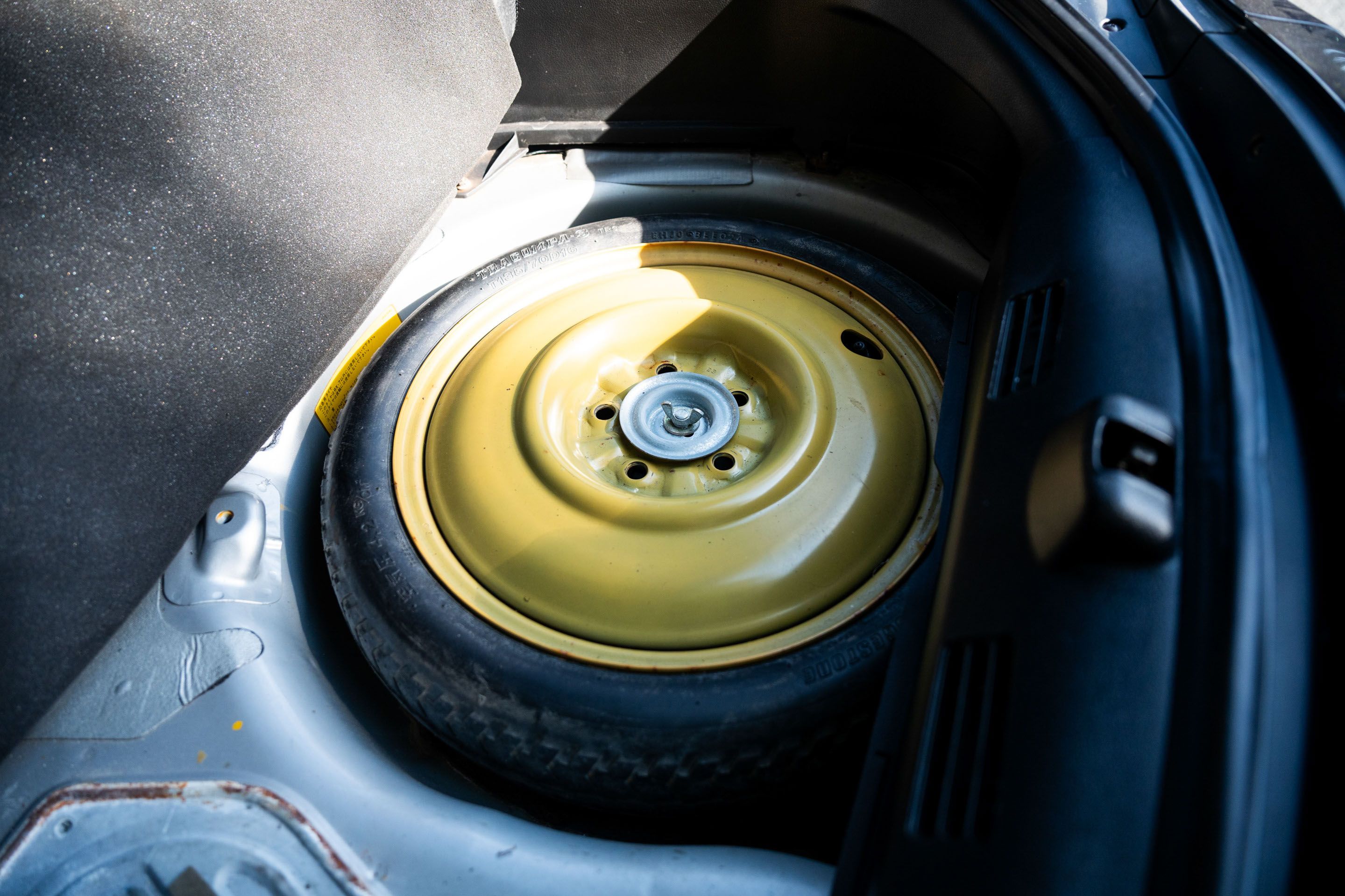 Photo 8 of 12 of 1994 Mazda RX-7 Efini Type R2 (FD3S) - Fully Restored