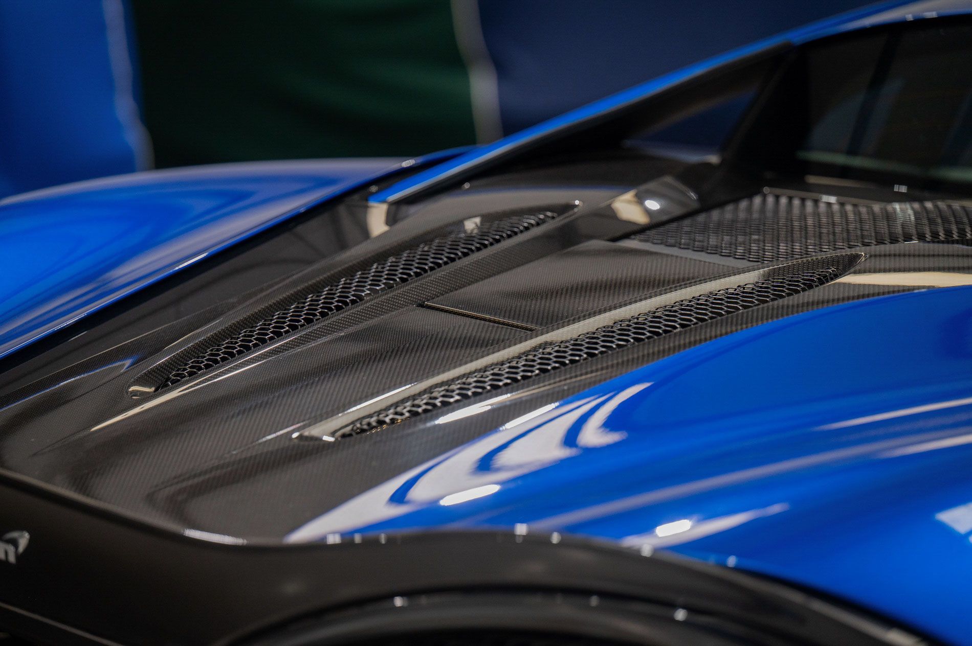 Photo 4 of 12 of 2019 McLaren 570S