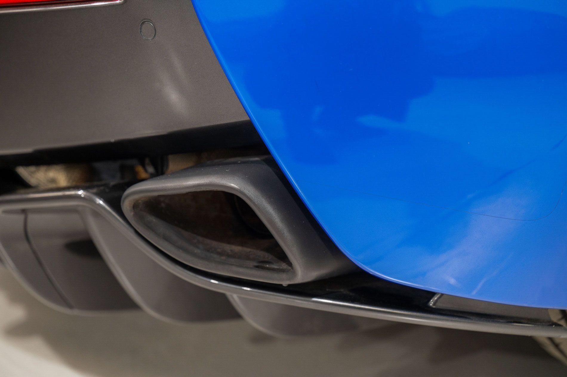 Photo 5 of 12 of 2019 McLaren 570S