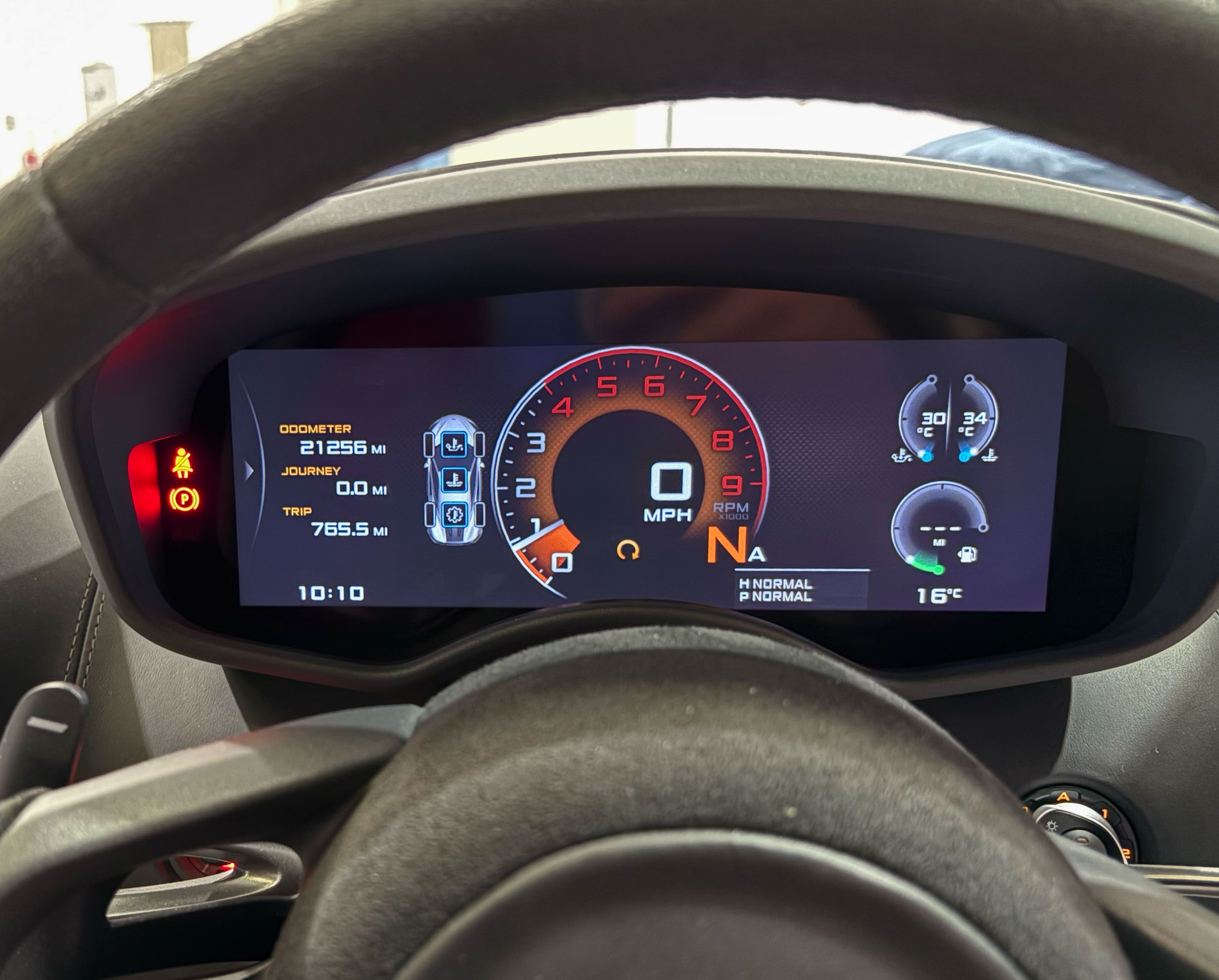 Photo 6 of 12 of 2019 McLaren 570S