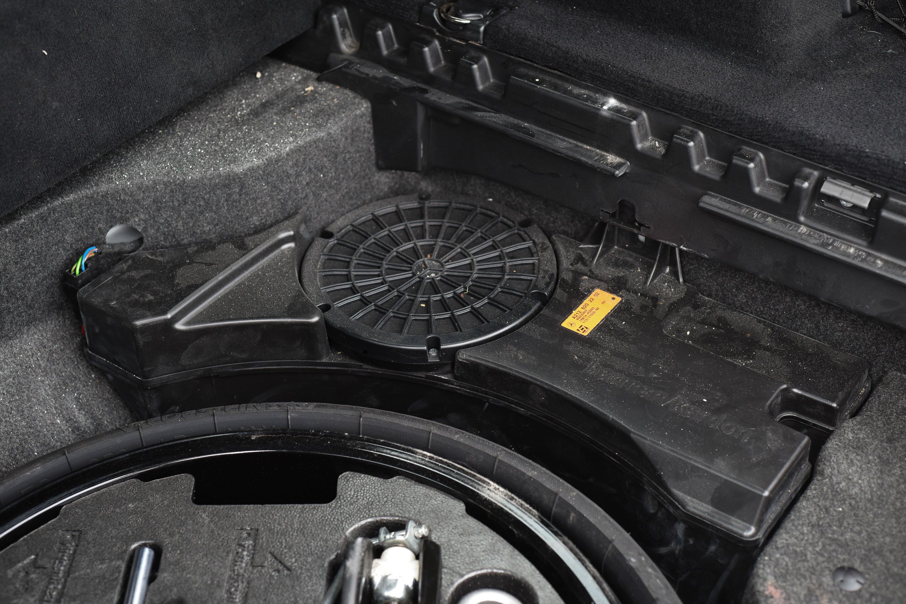 Photo 9 of 12 of 2014 Mercedes-Benz E63 AMG Estate - Stage 1