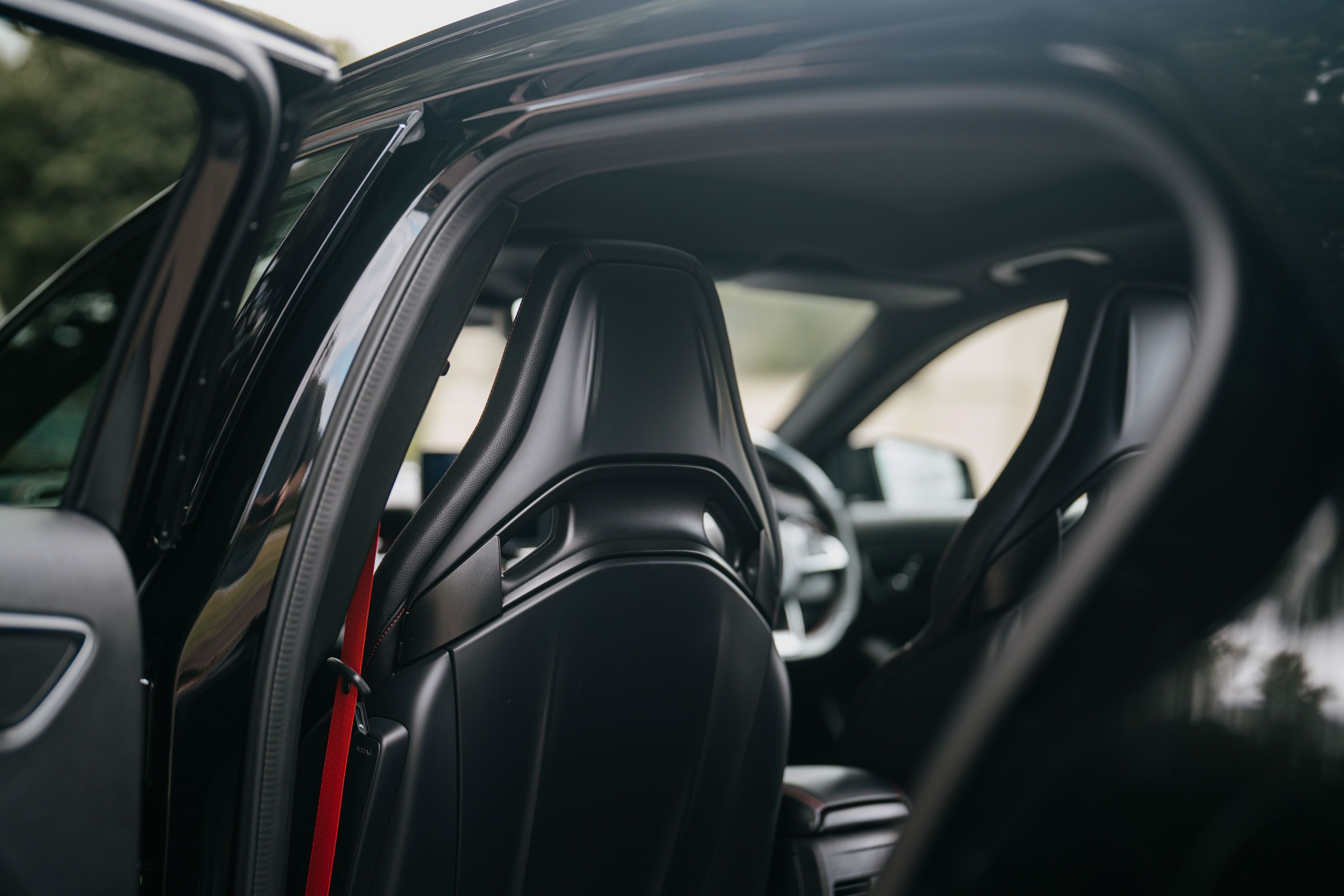 Photo 9 of 12 of 2018 Mercedes-AMG GLA 45 Premium 4MATIC