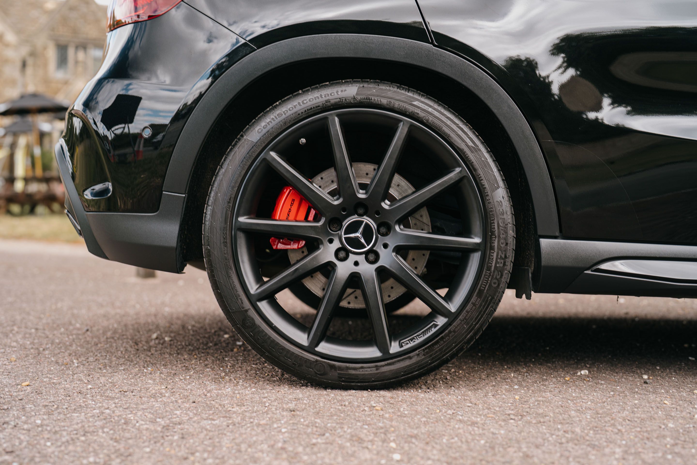 Photo 4 of 12 of 2018 Mercedes-AMG GLA 45 Premium 4MATIC