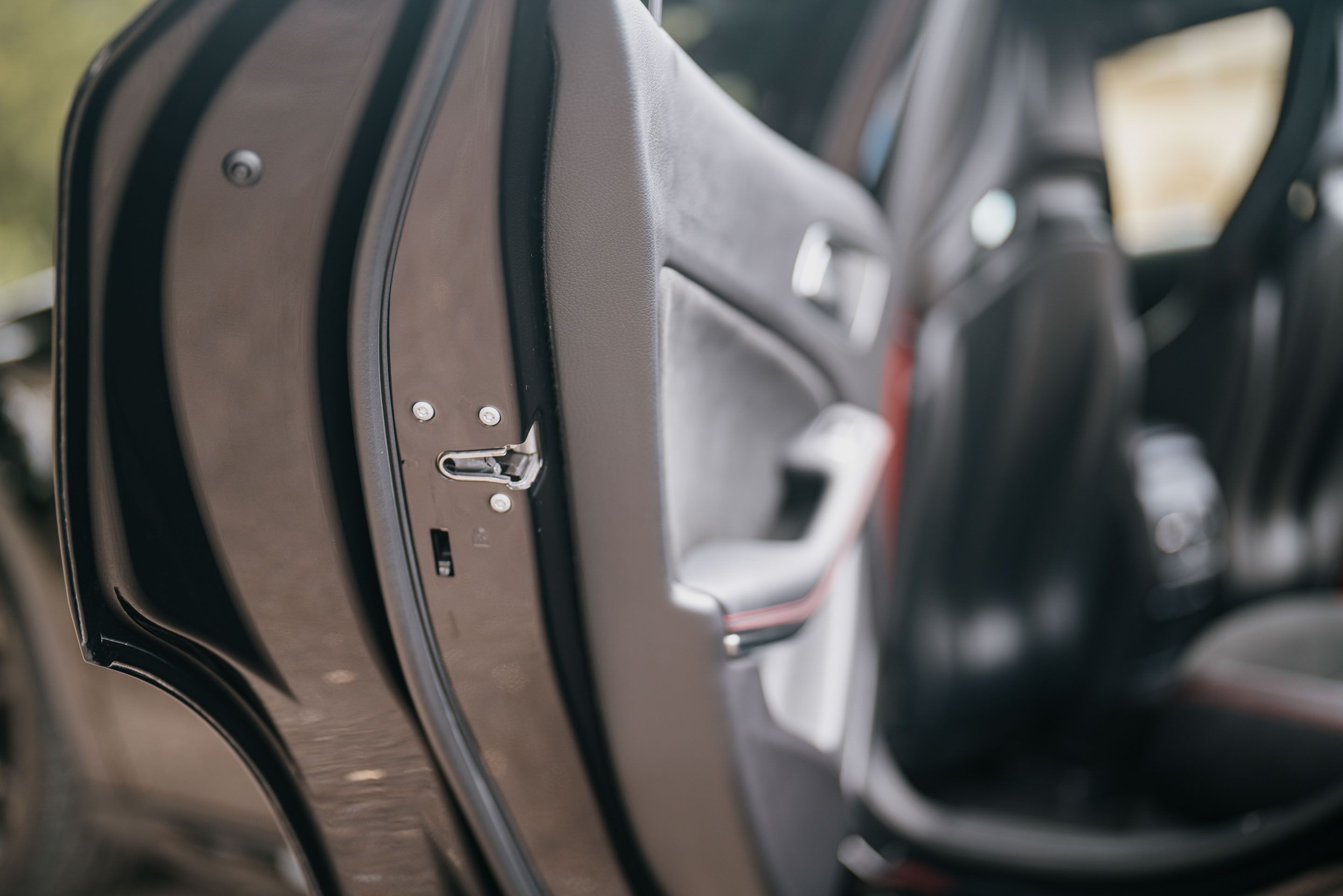 Photo 7 of 12 of 2018 Mercedes-AMG GLA 45 Premium 4MATIC