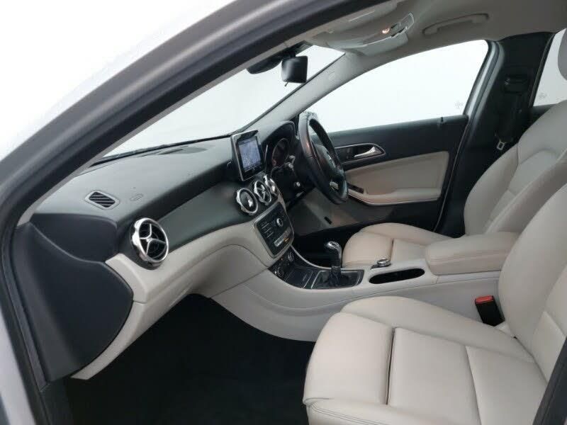 Mercedes-Benz GLA-Class GLA 200 SE Executive 5dr