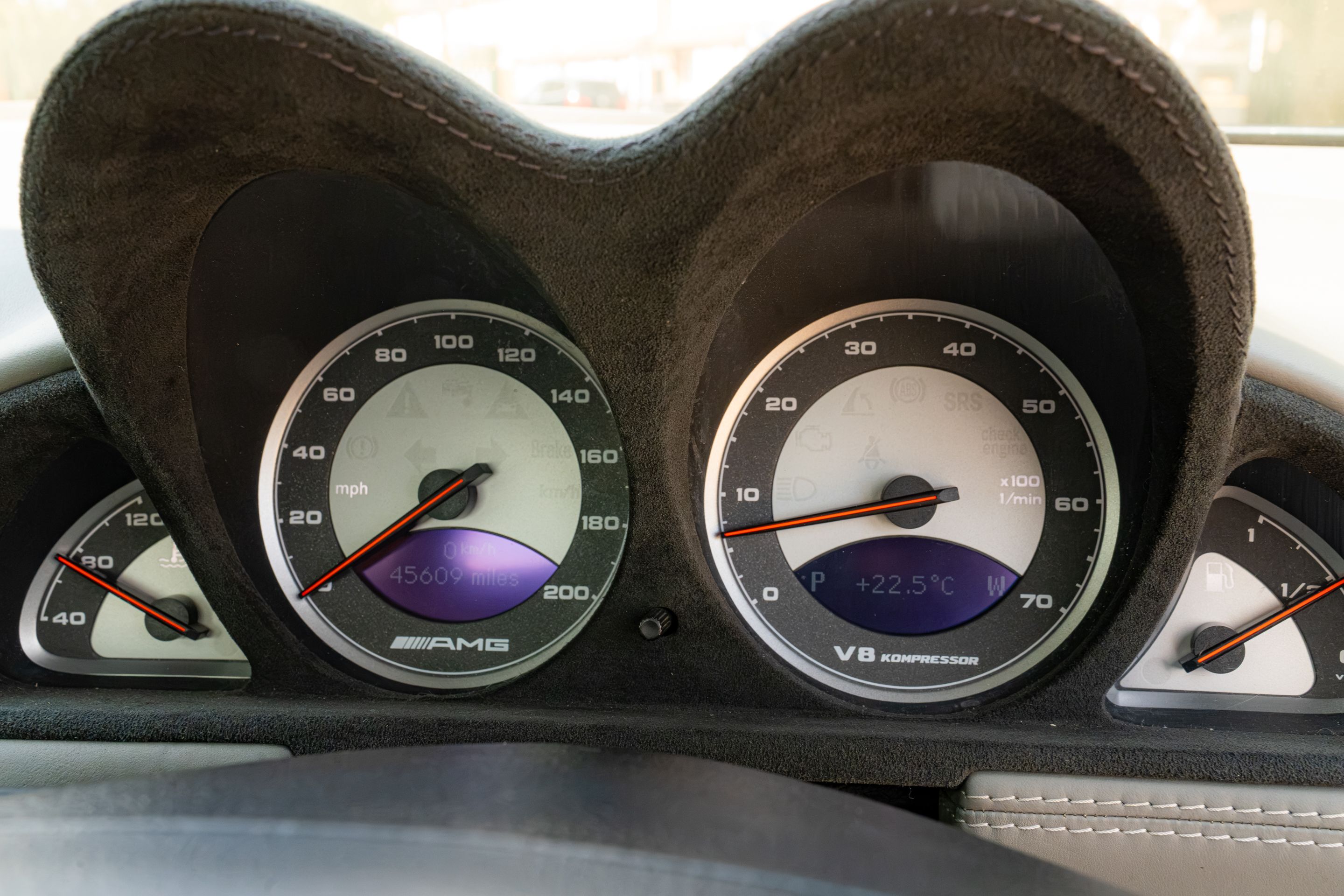 Photo 6 of 12 of 2003 Mercedes-Benz SL55 AMG