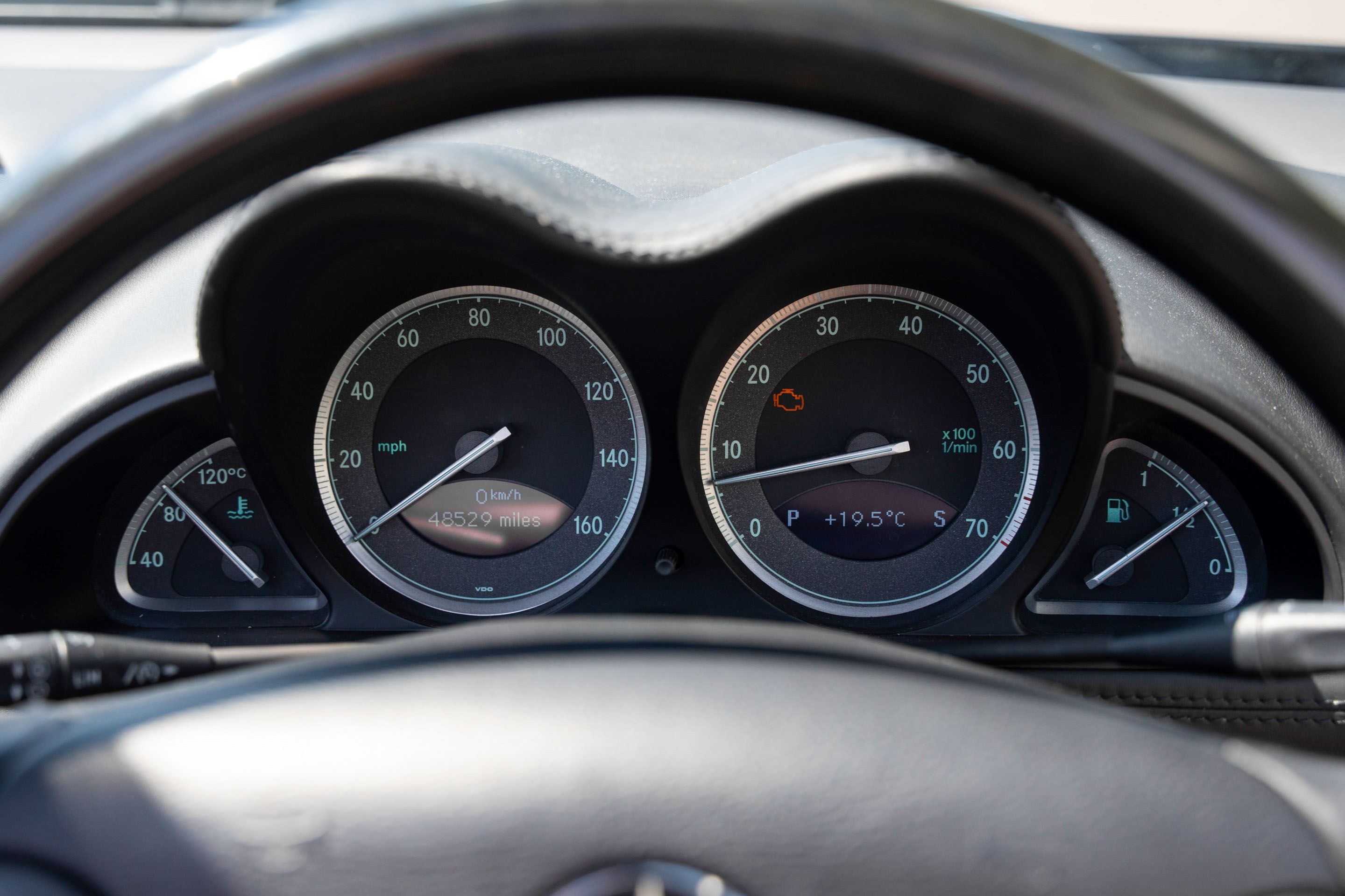 Photo 6 of 12 of 2006 Mercedes-Benz SL500 AMG Sport (R230)