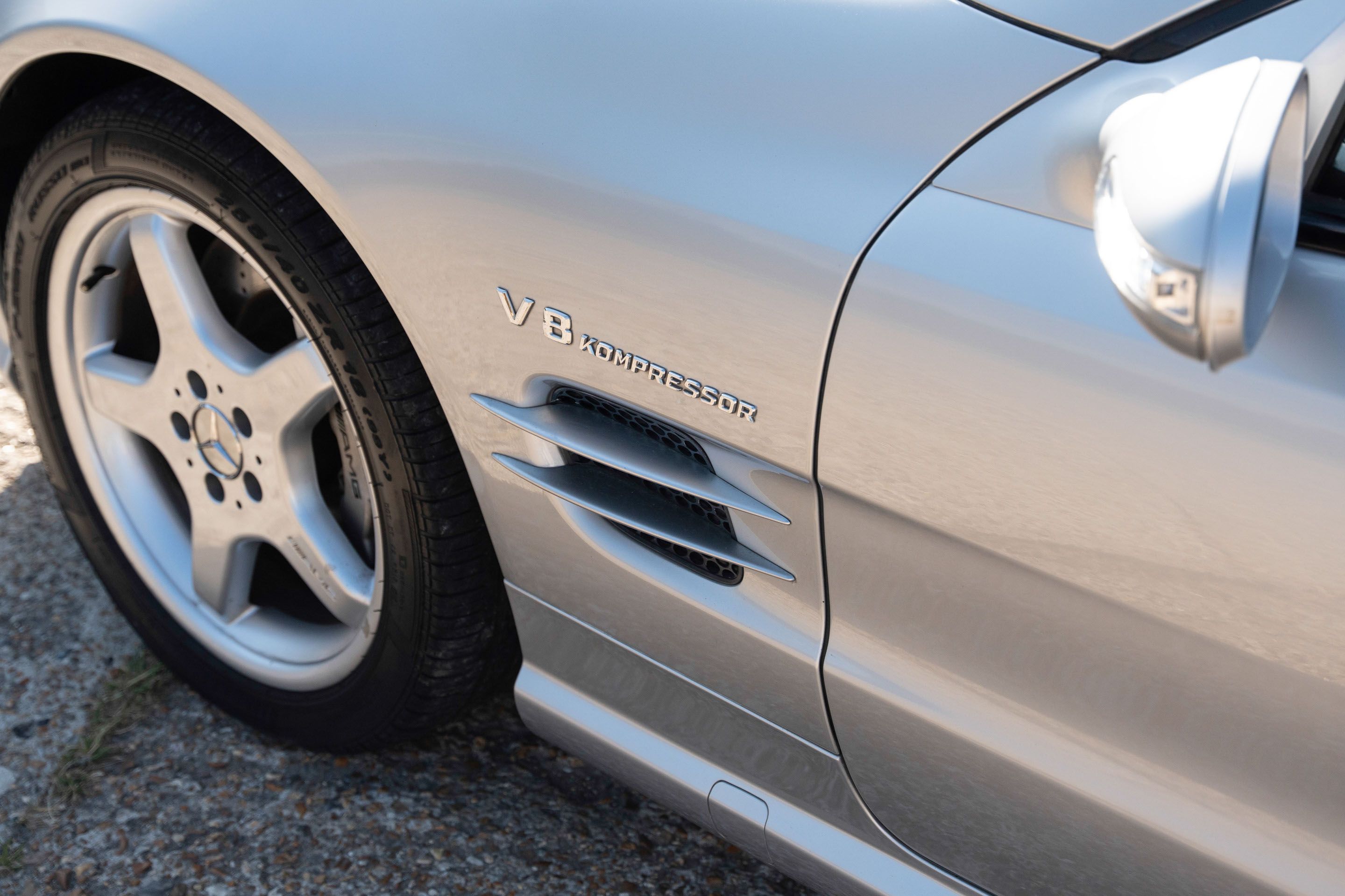 Photo 2 of 12 of 2003 Mercedes-Benz SL55 AMG