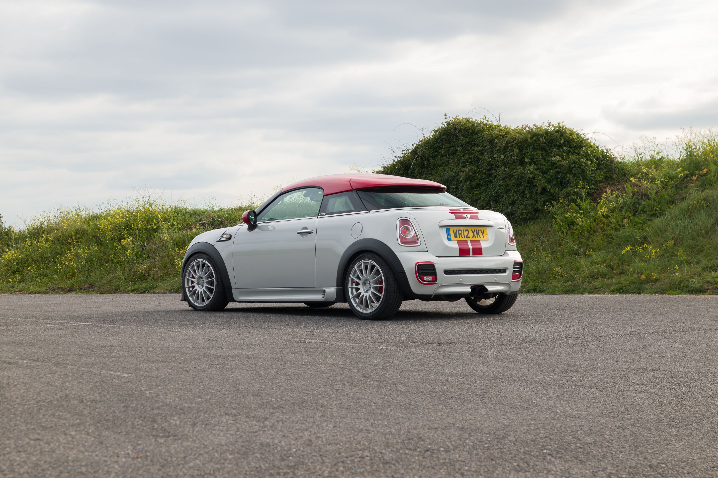 Photo 2 of 12 of 2012 Mini John Cooper Works Coupe (R58) Manual