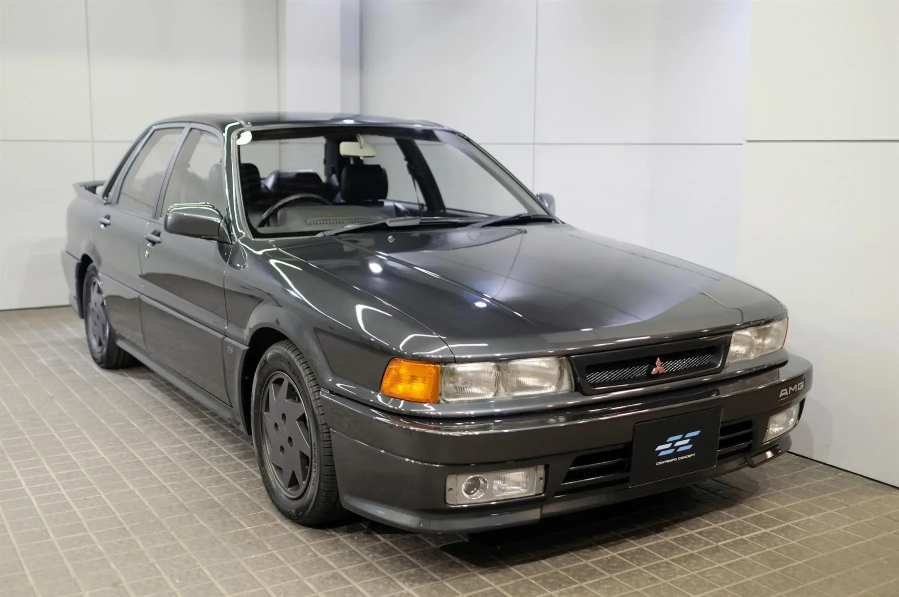 Nissan galant 8