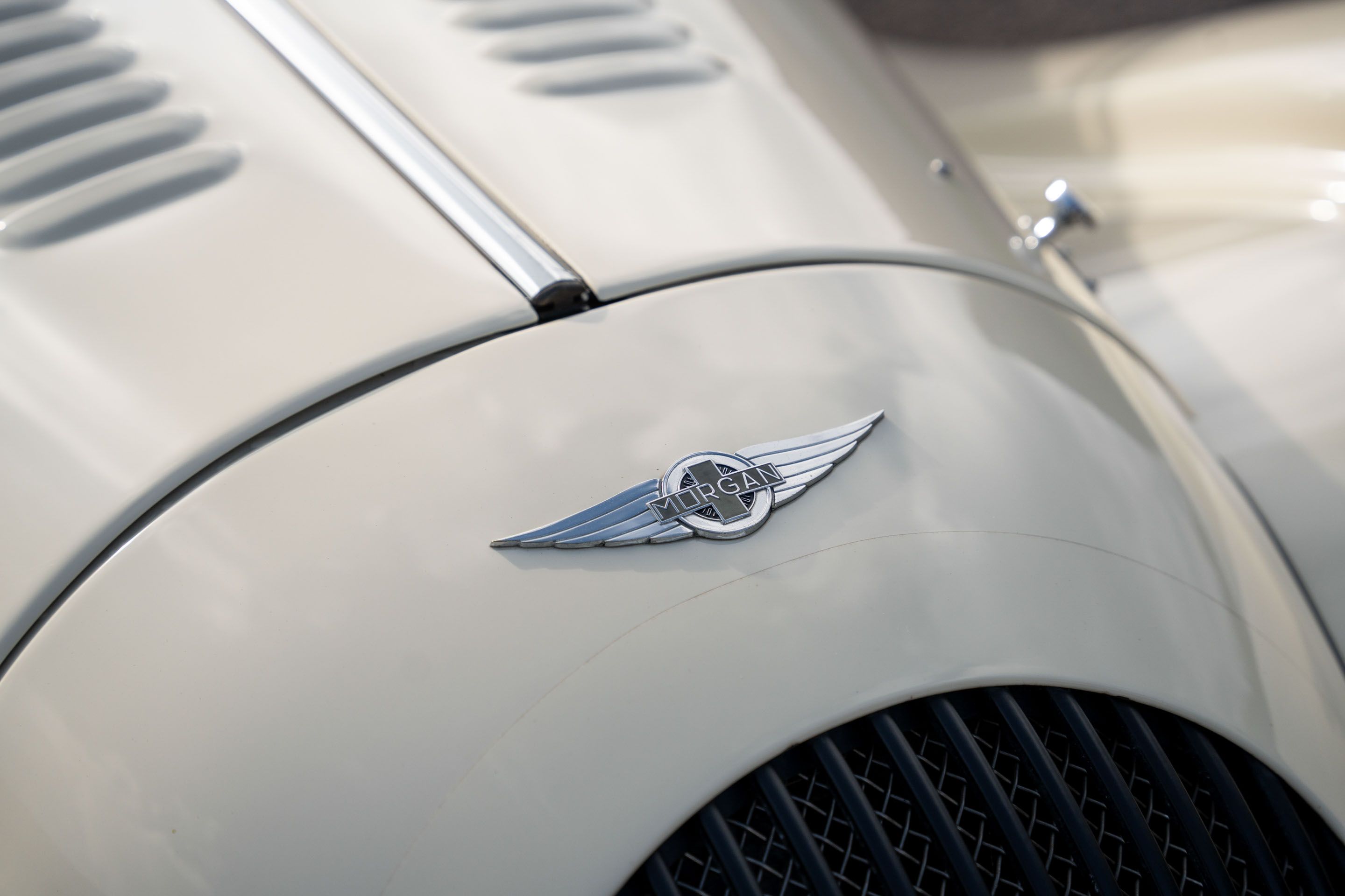 Photo 2 of 12 of 2016 Morgan Plus 4 2.0 Manual
