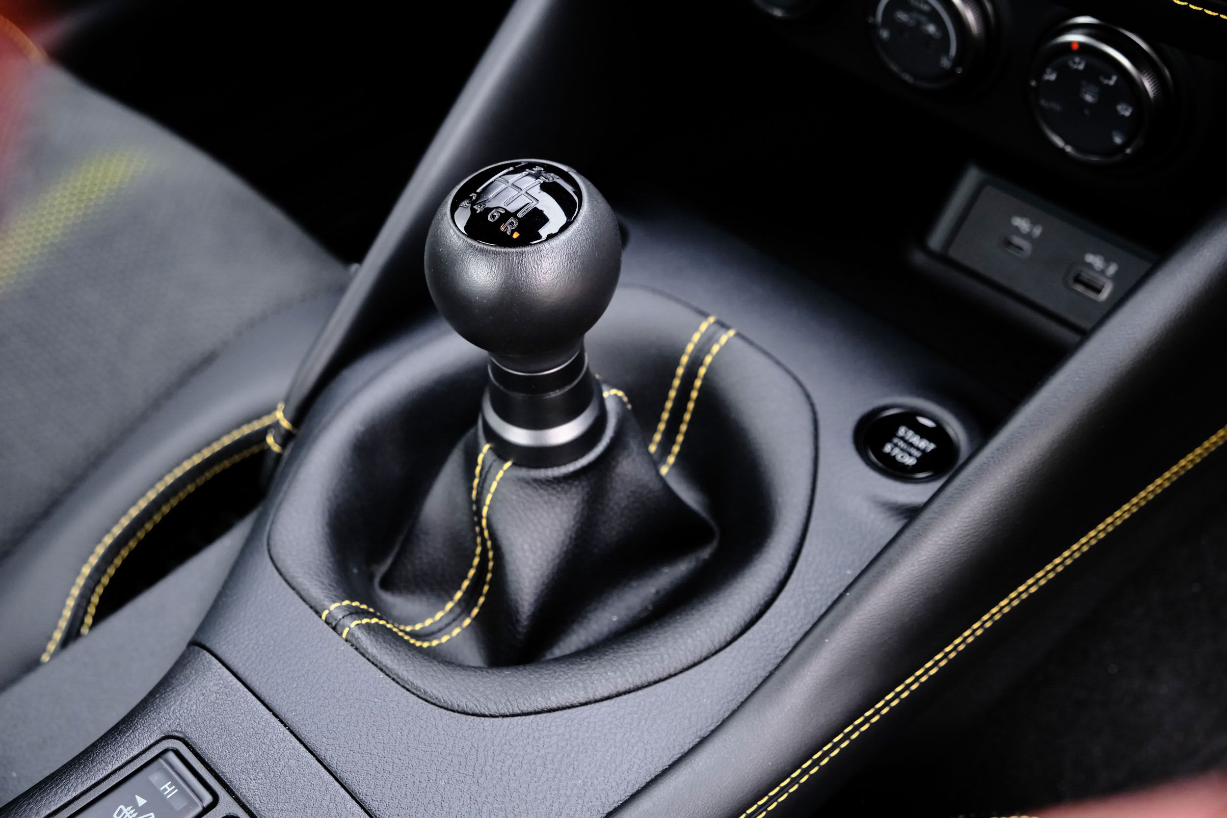 Photo 7 of 12 of 2022 Nissan Z