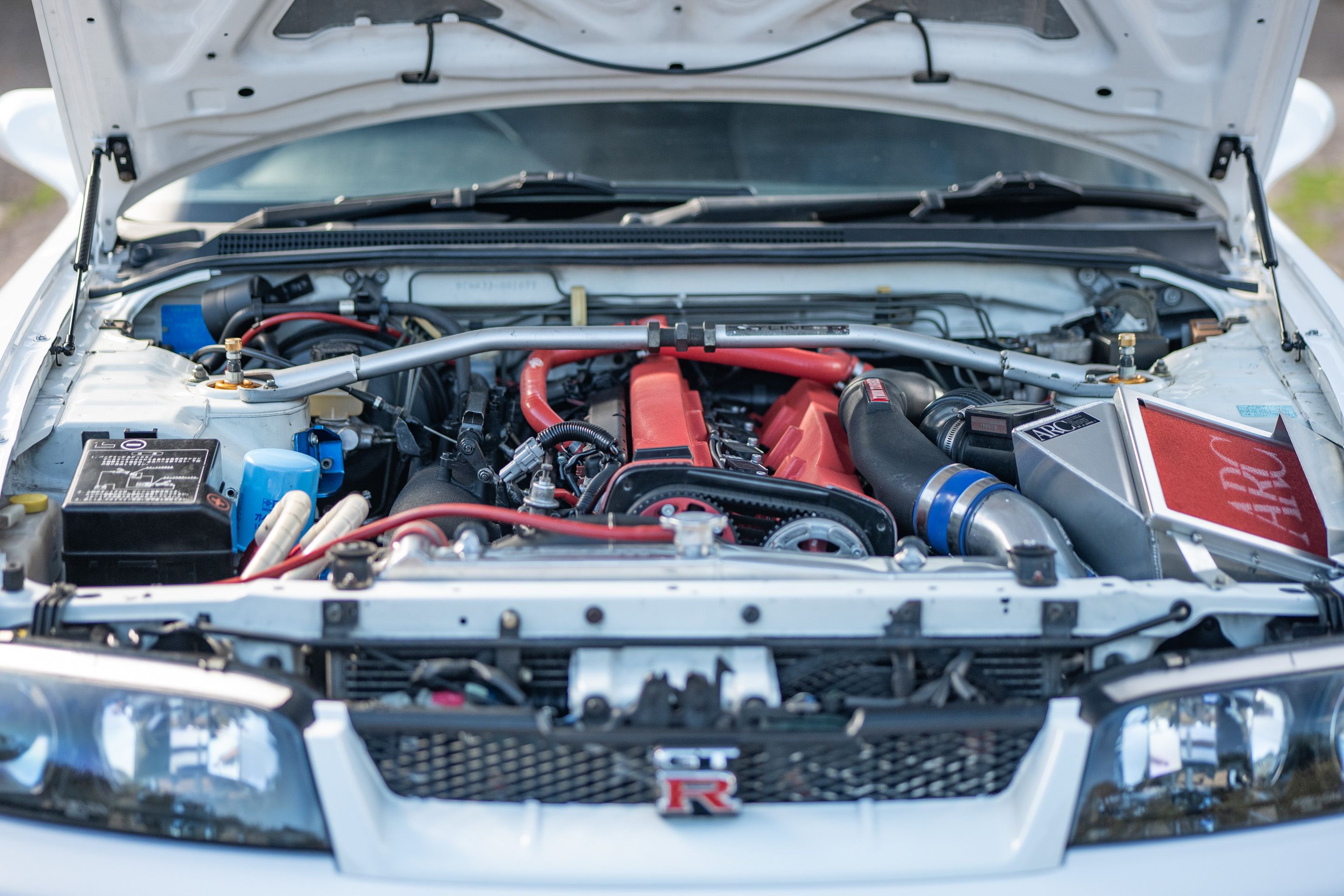 Photo 8 of 12 of 1996 Nissan Skyline R33 GT-R V-Spec