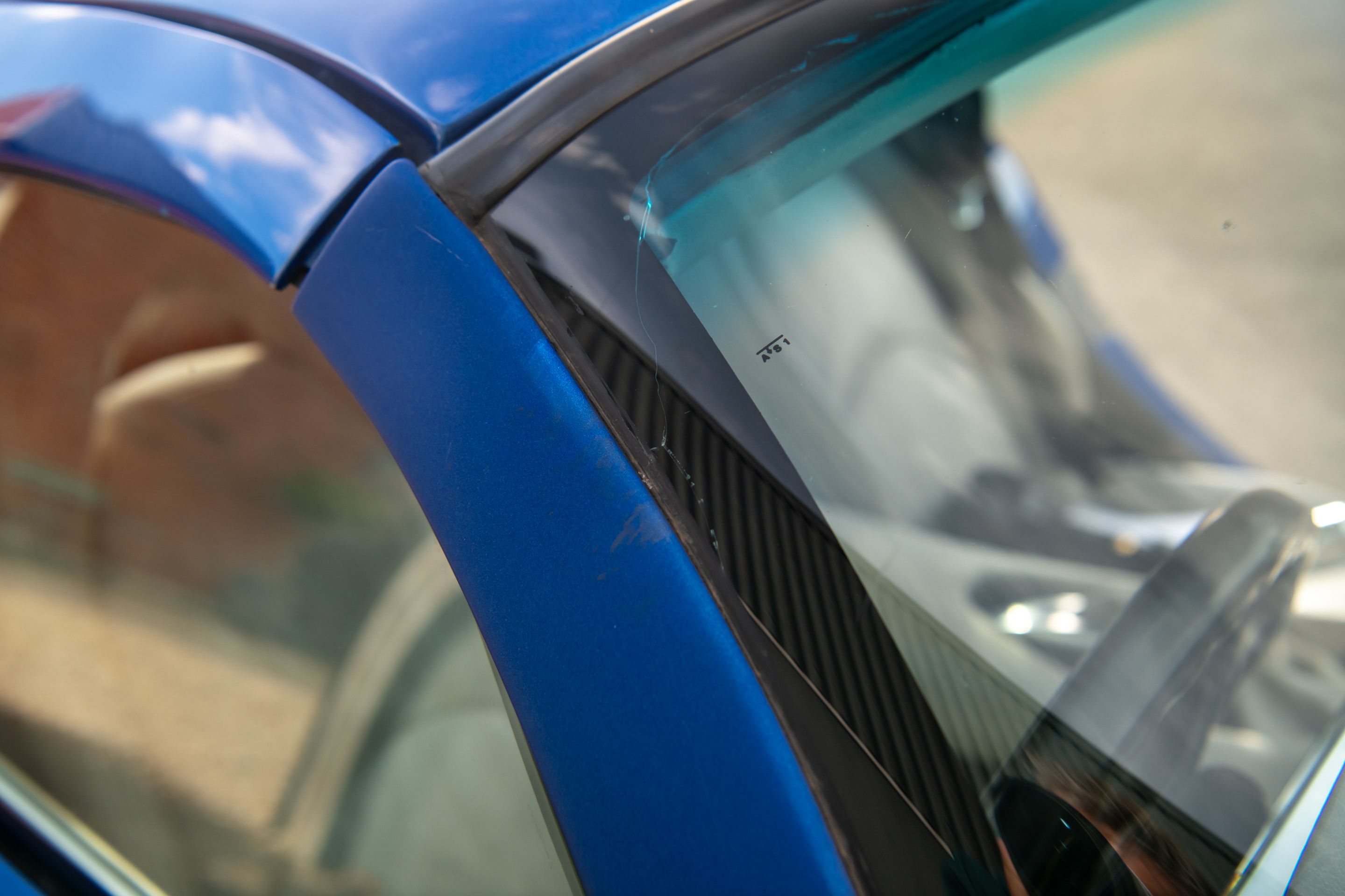 Photo 5 of 12 of 2000 TVR Tuscan Speed 6