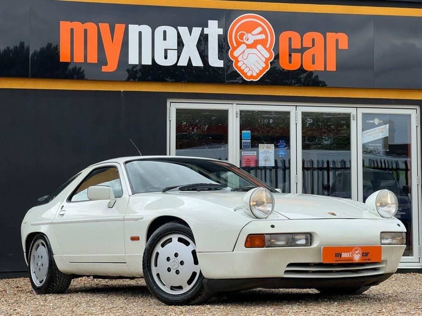 1990 PORSCHE 928 S