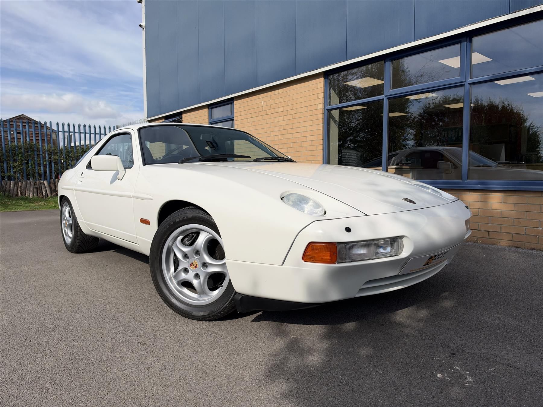 1987 Porsche 928 5.0 S Series 4 2dr
