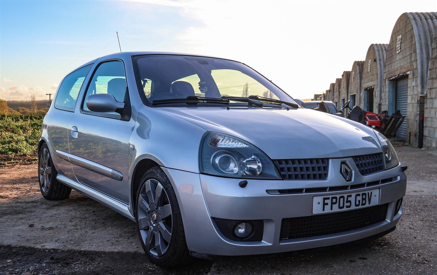 Used 2005 RENAULT CLIO For Sale PistonHeads UK