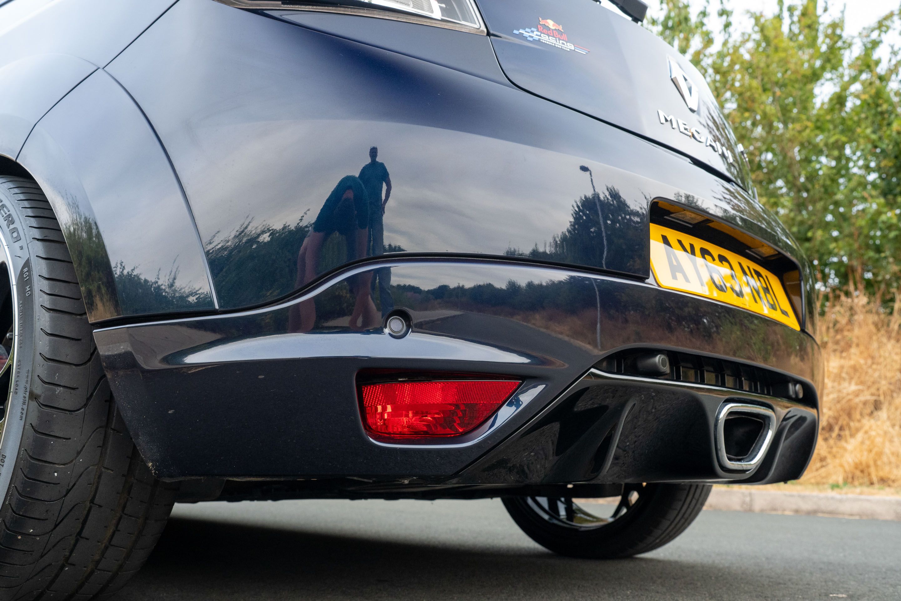Photo 4 of 12 of 2013 Renaultsport Megane Red Bull Racing RB8