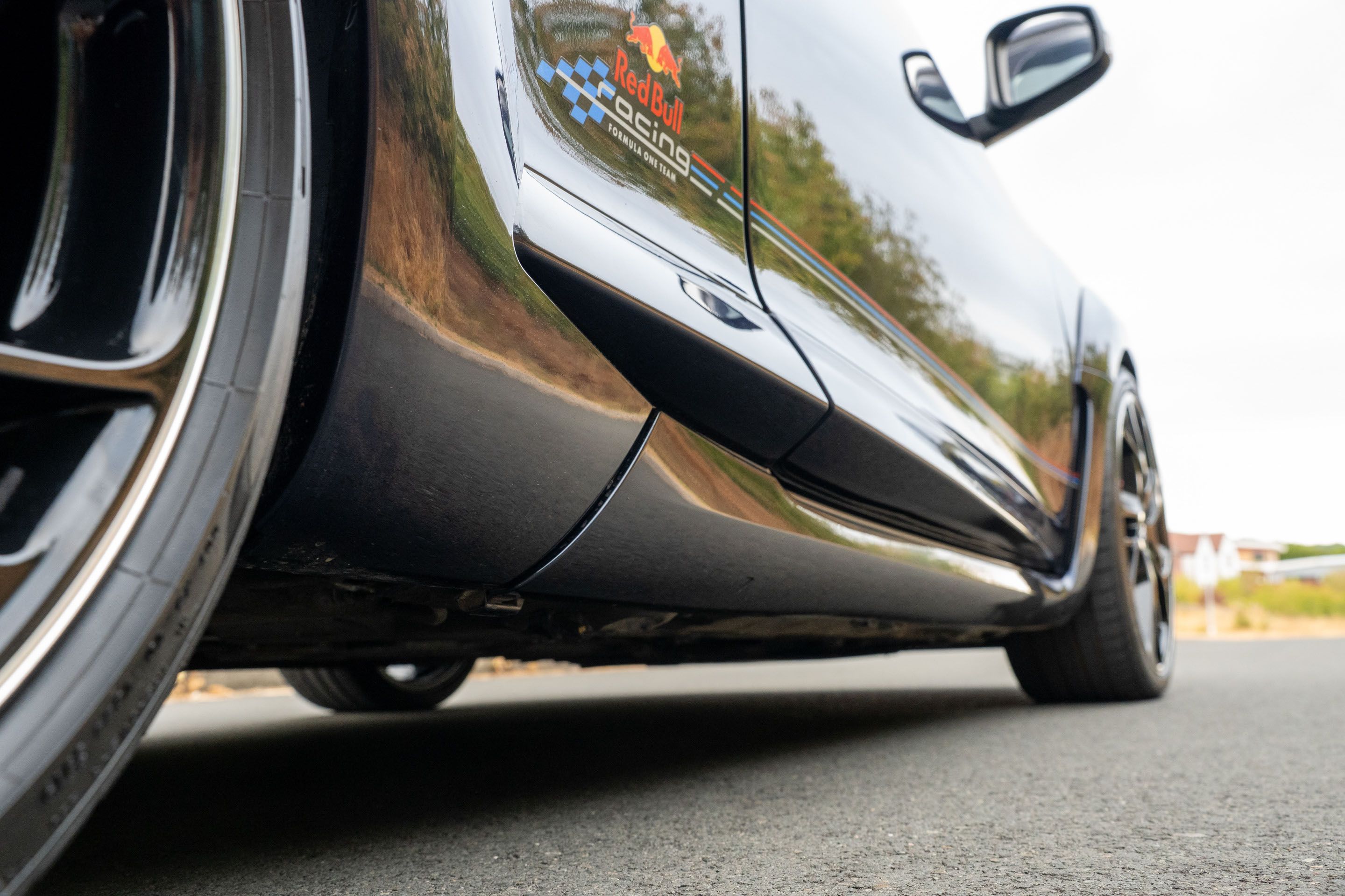 Photo 6 of 12 of 2013 Renaultsport Megane Red Bull Racing RB8