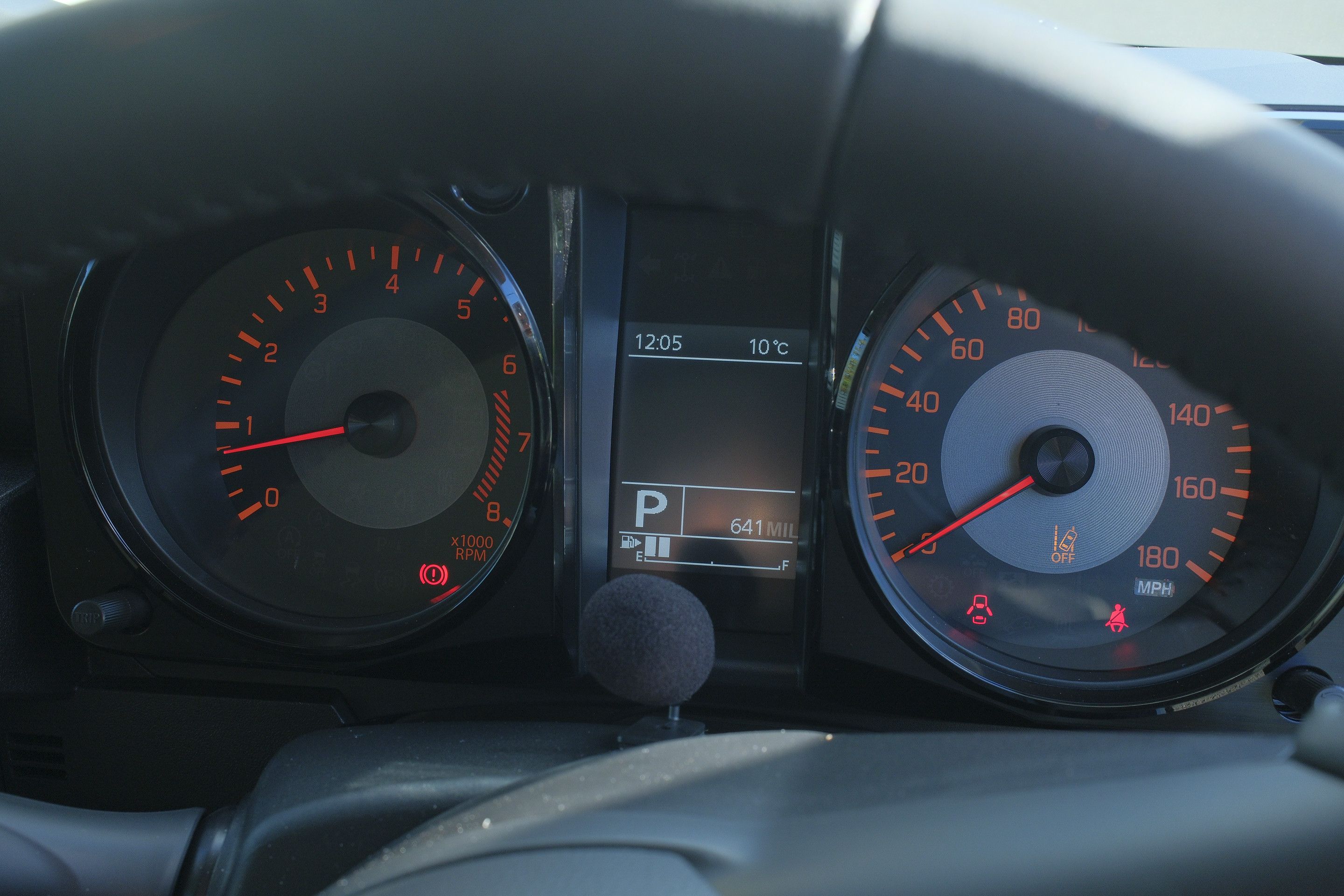 Photo 4 of 12 of 2025 Suzuki Jimny Auto with G-Class style makeover