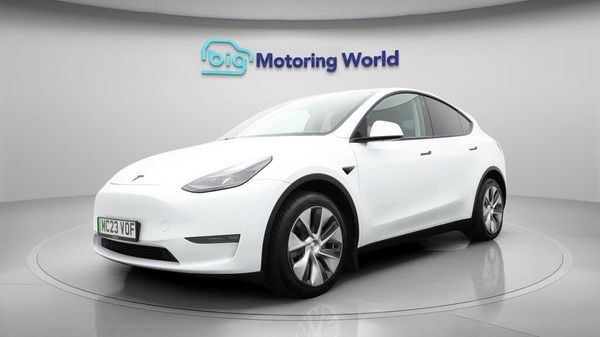 Used 2023 TESLA MODEL Y LONG RANGE AWD for sale - PistonHeads UK