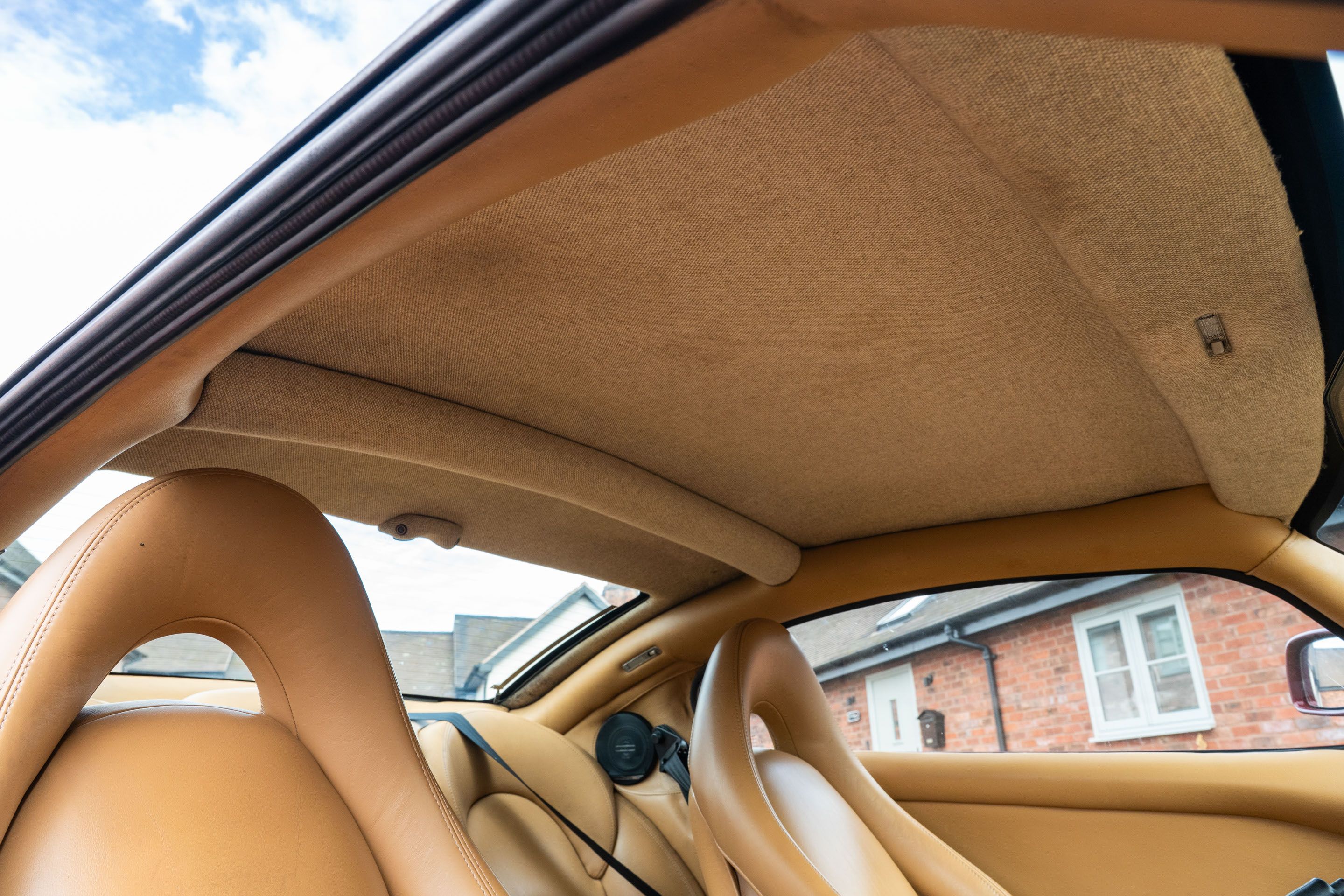 Photo 9 of 12 of 2000 TVR Cerbera Speed Six 4.0-litre